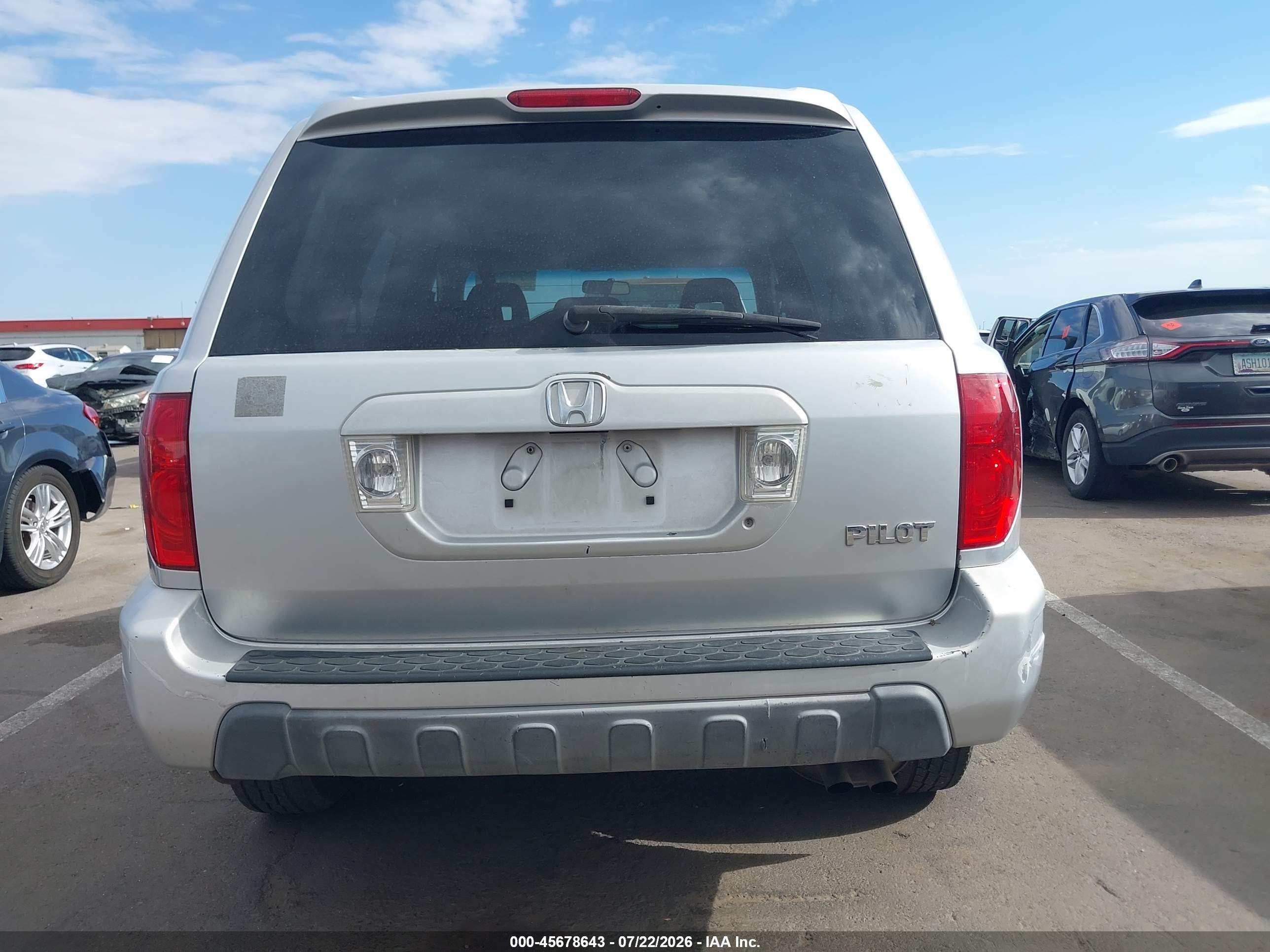2005 Honda Pilot Ex Silver vin: 5FNYF18425B066766