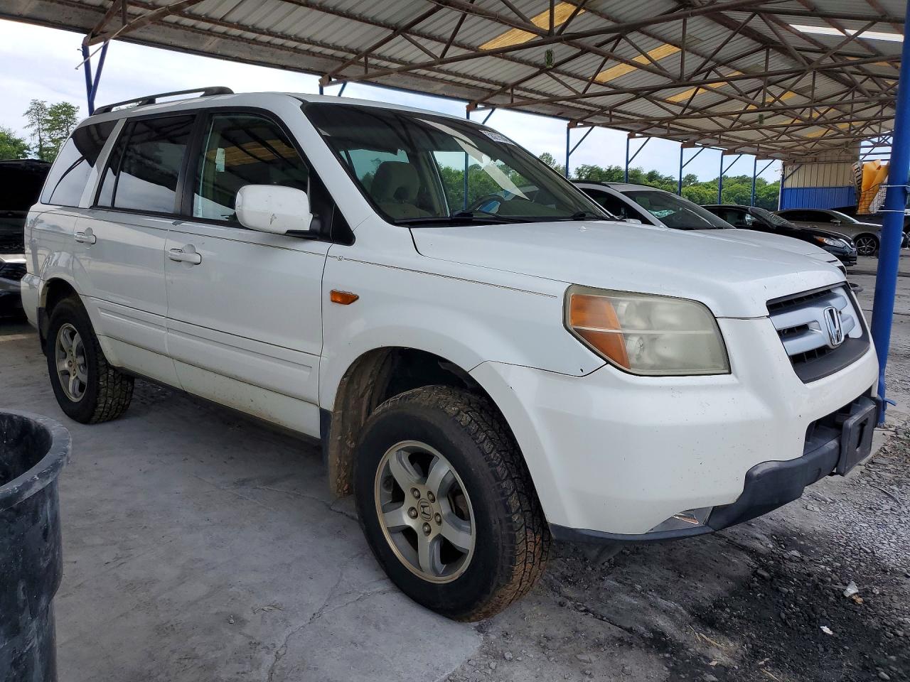 2007 Honda Pilot Ex White vin: 5FNYF18427B017554