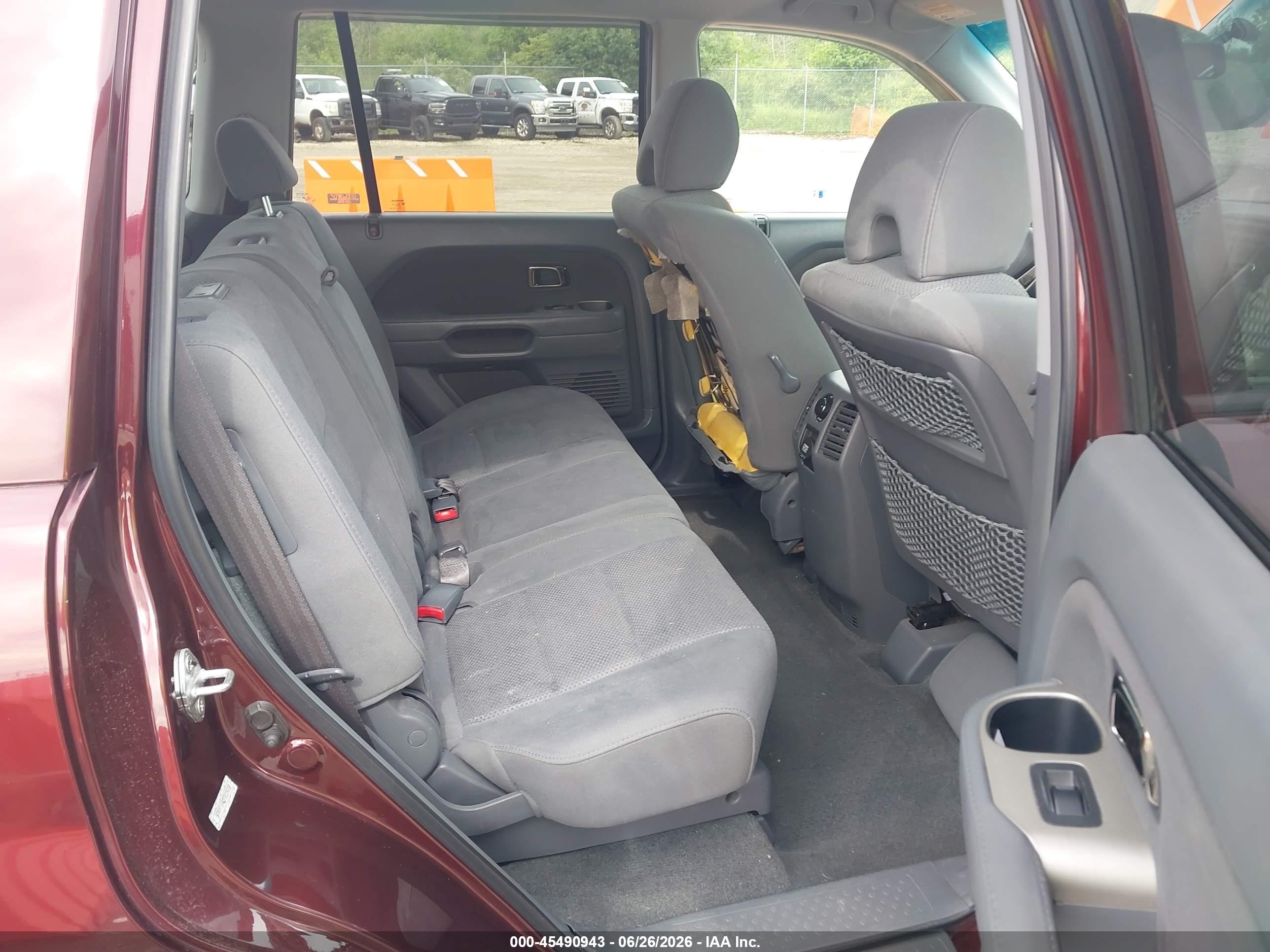2007 Honda Pilot Ex Burgundy vin: 5FNYF18427B024018