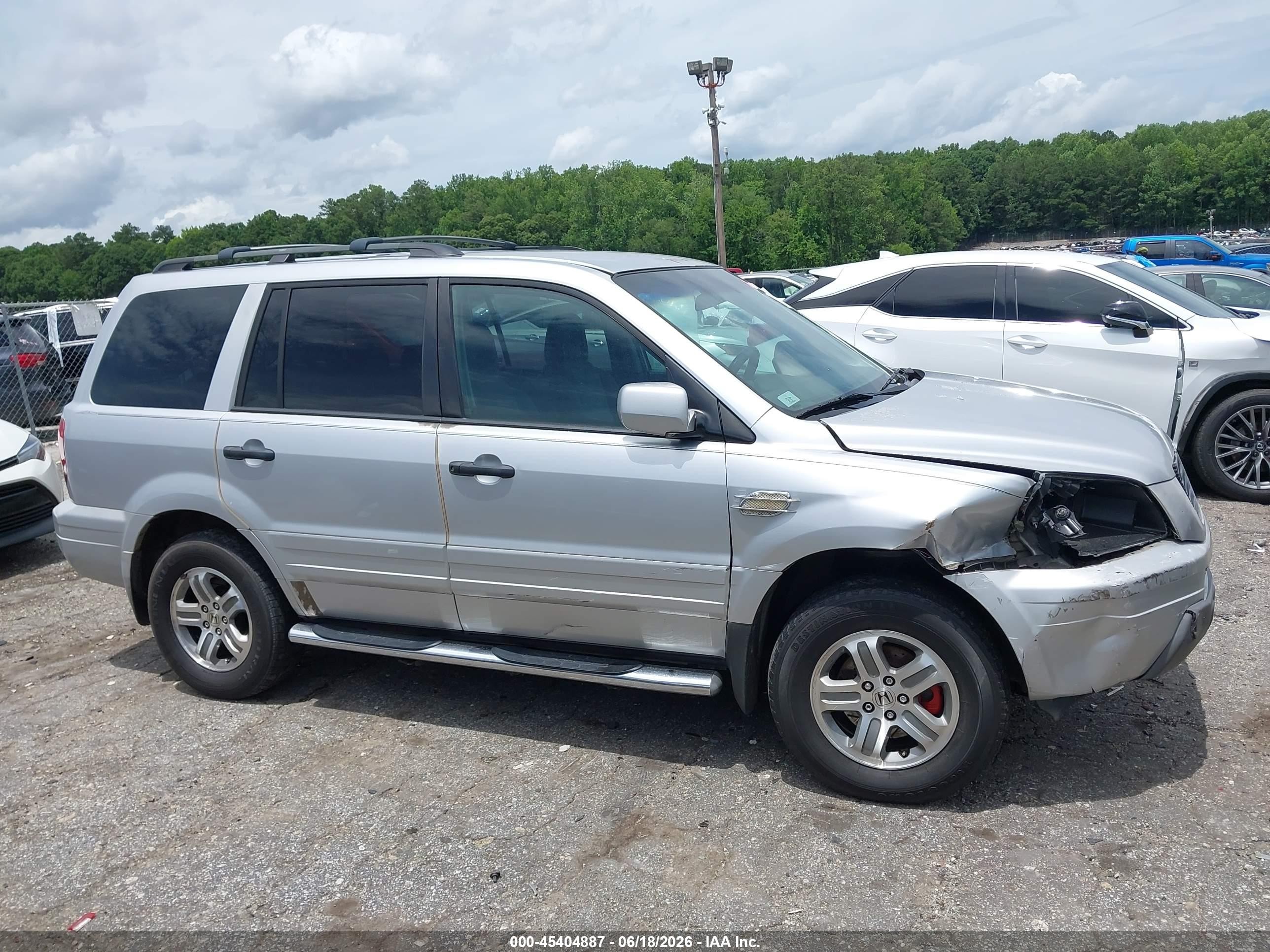 2005 Honda Pilot Ex Silver vin: 5FNYF18435B025305