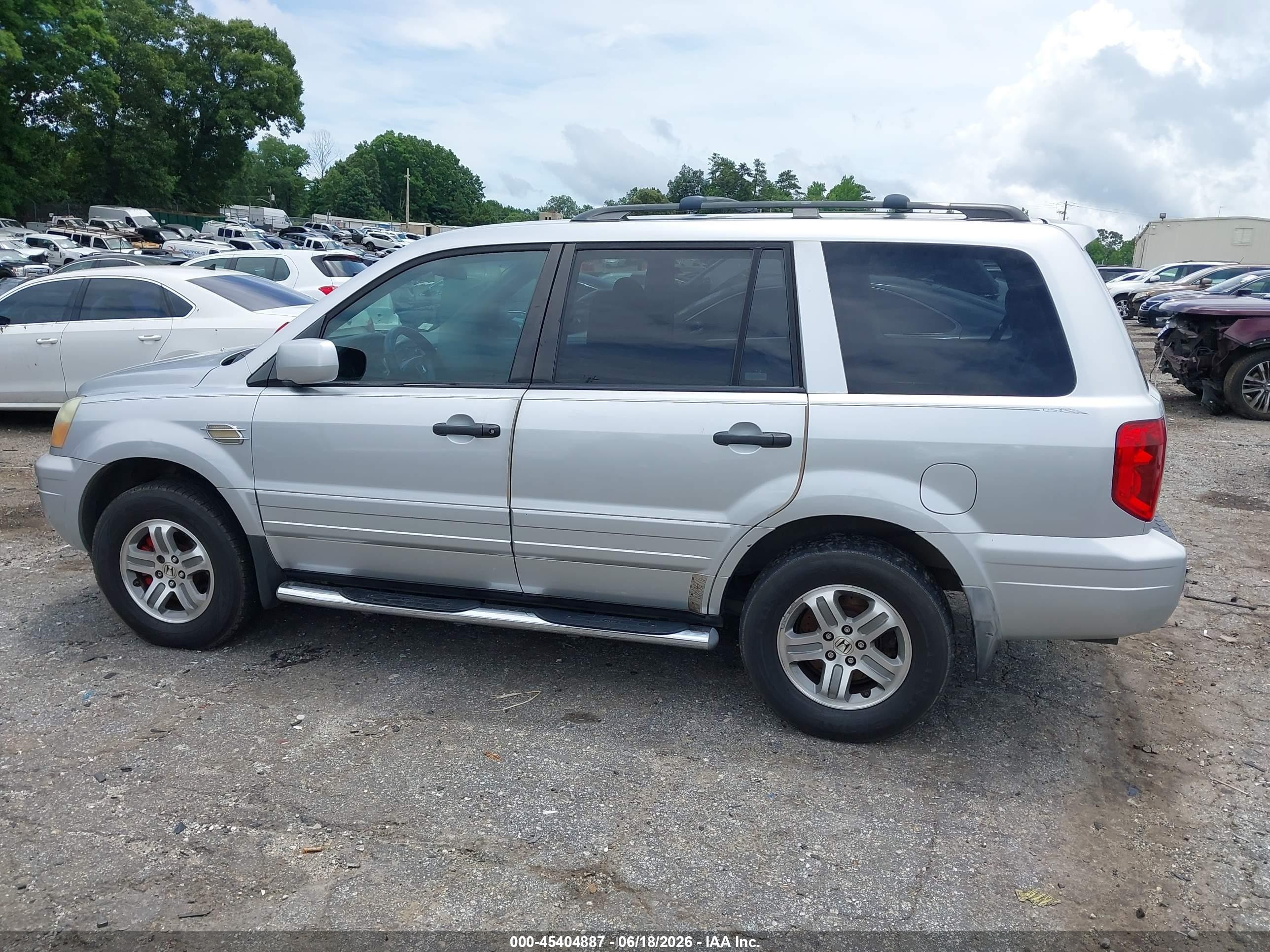 2005 Honda Pilot Ex Silver vin: 5FNYF18435B025305
