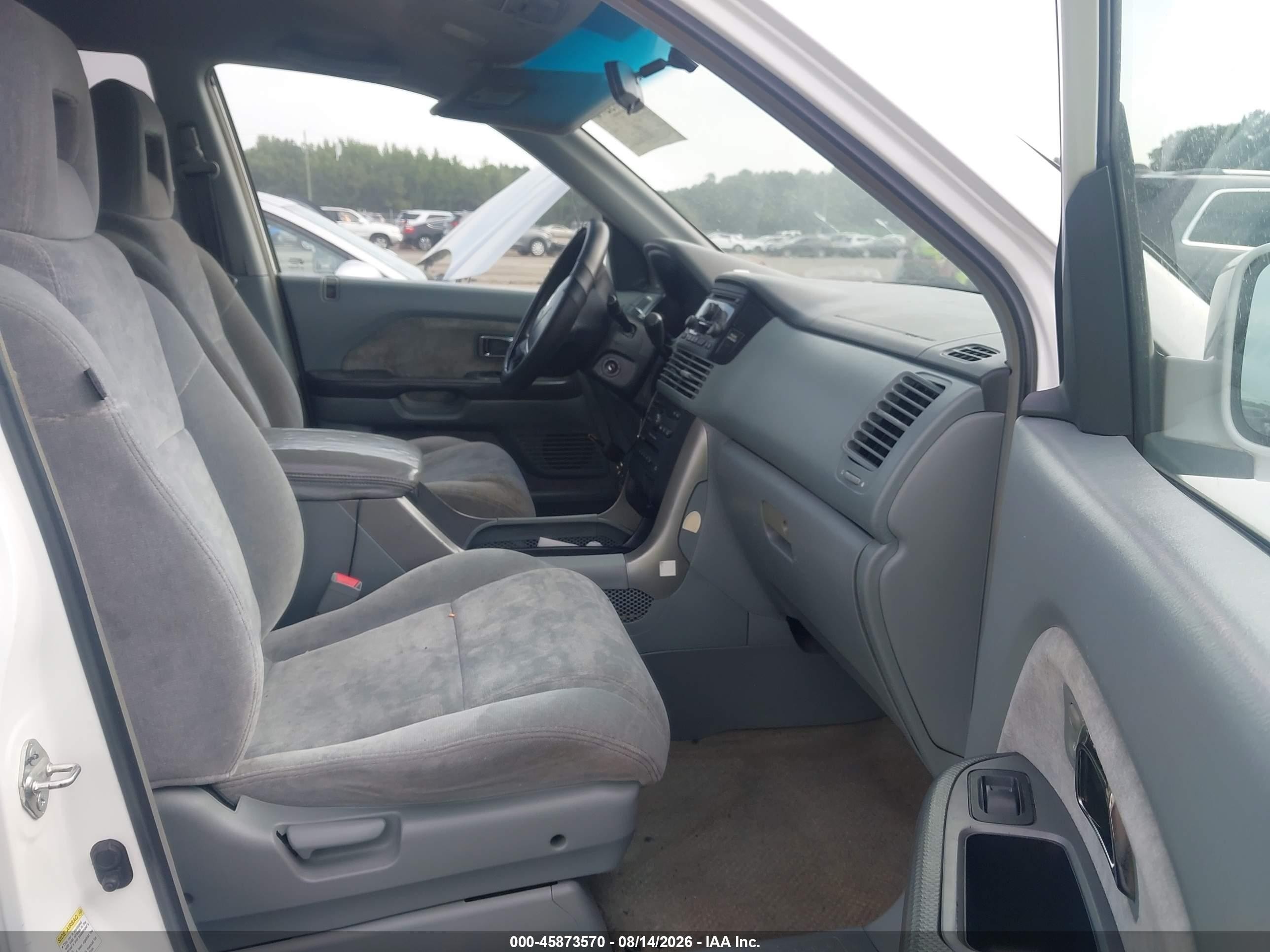 2005 Honda Pilot Ex White vin: 5FNYF18435B041584