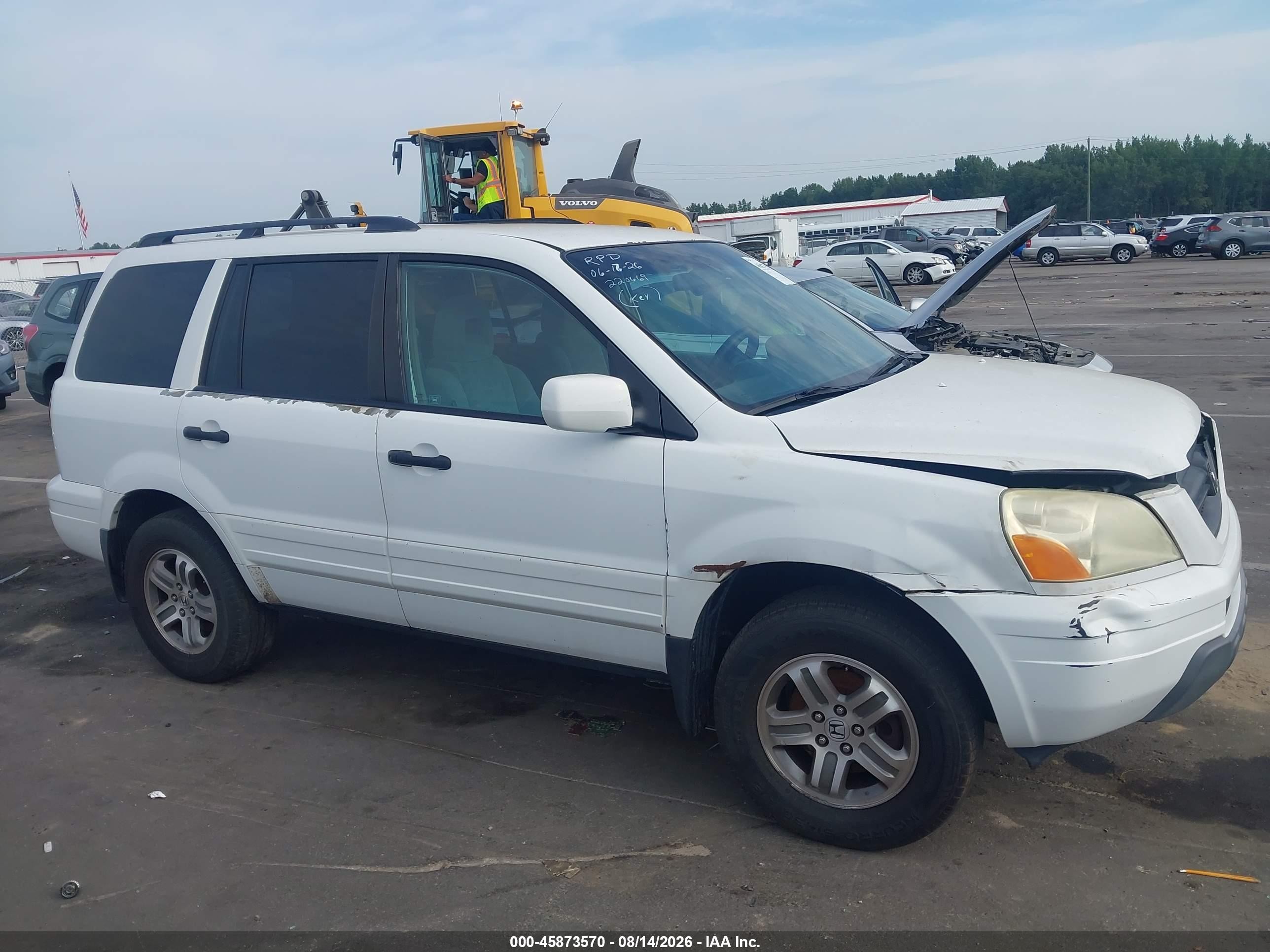 2005 Honda Pilot Ex White vin: 5FNYF18435B041584