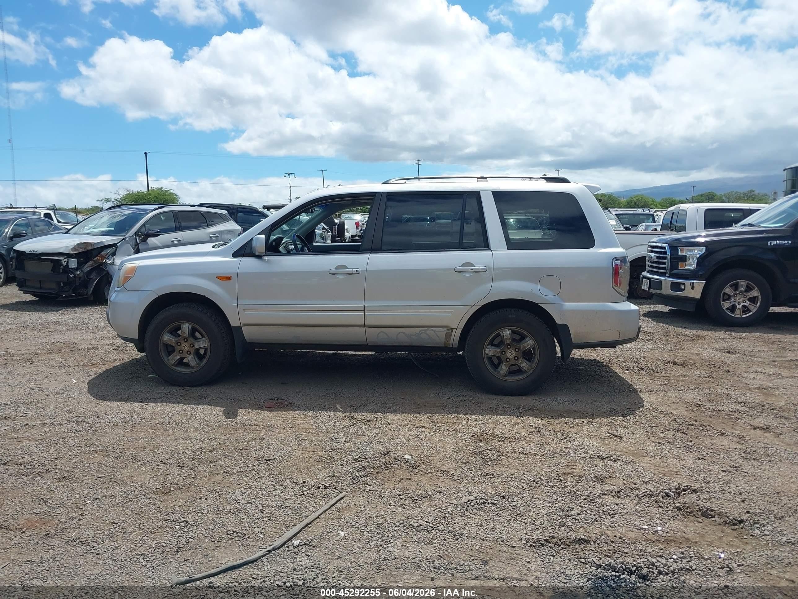 2008 Honda Pilot Ex Gray vin: 5FNYF18438B039502