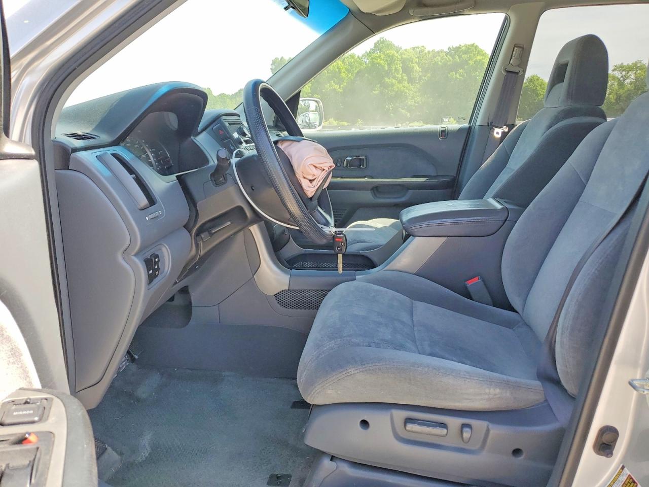 2005 Honda Pilot Ex Silver vin: 5FNYF18445B008478