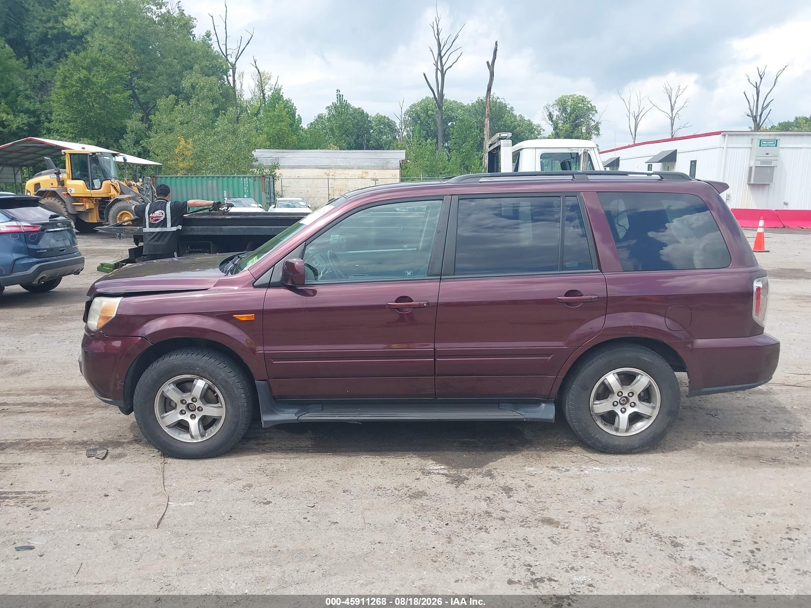 2008 Honda Pilot Ex Burgundy vin: 5FNYF18448B025415