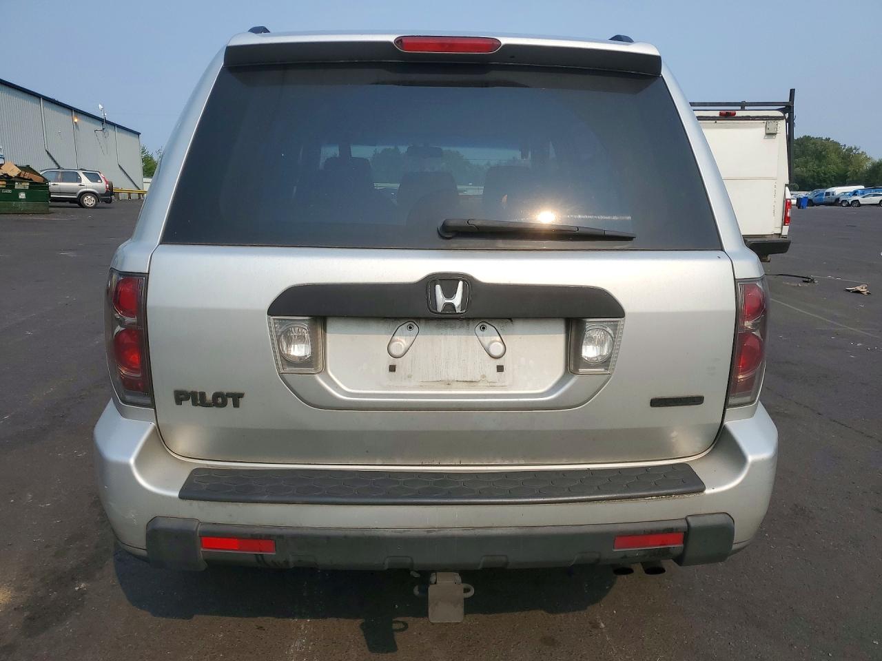 2006 Honda Pilot Ex Silver vin: 5FNYF18456B005560