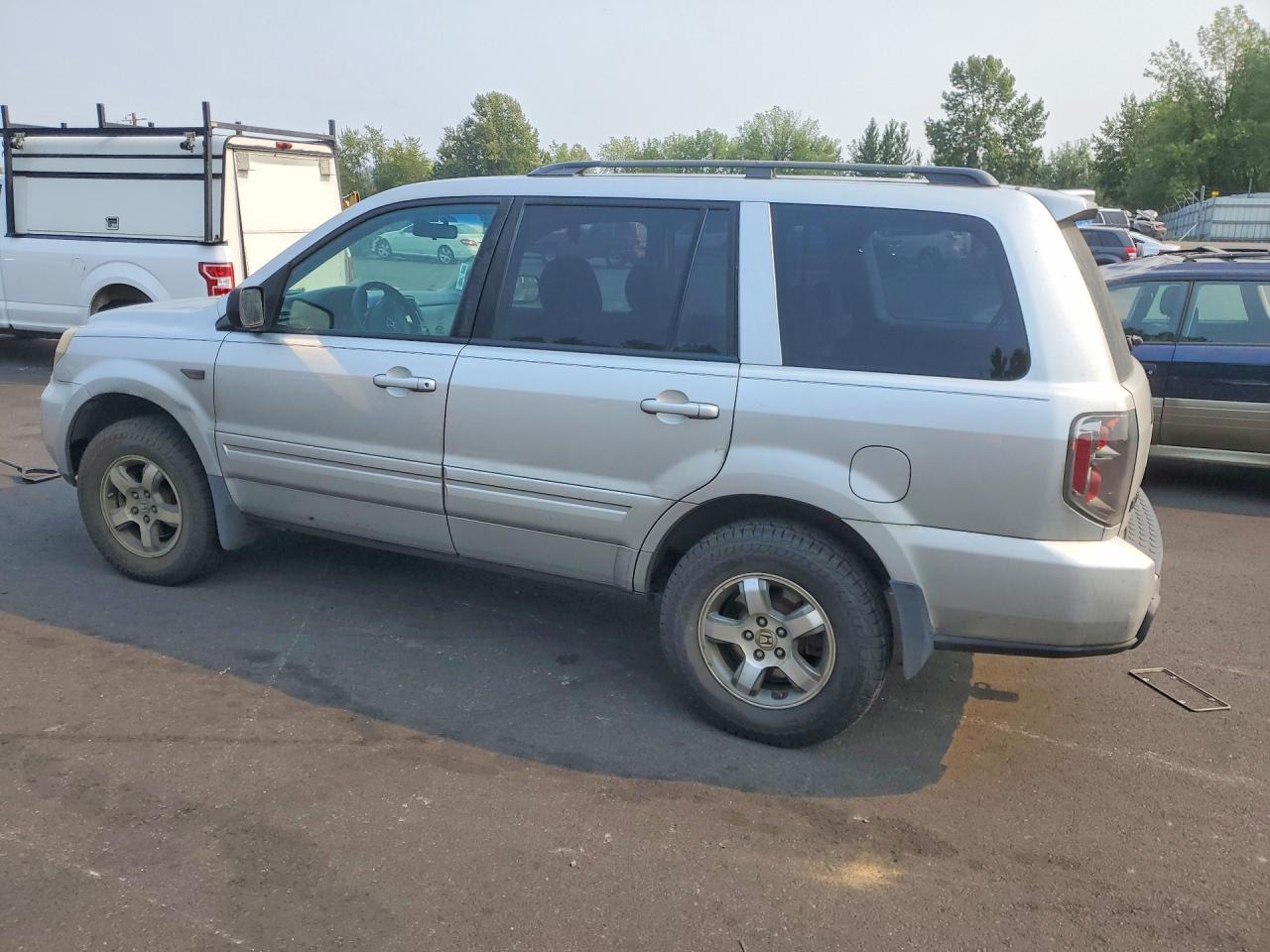 2006 Honda Pilot Ex Silver vin: 5FNYF18456B005560