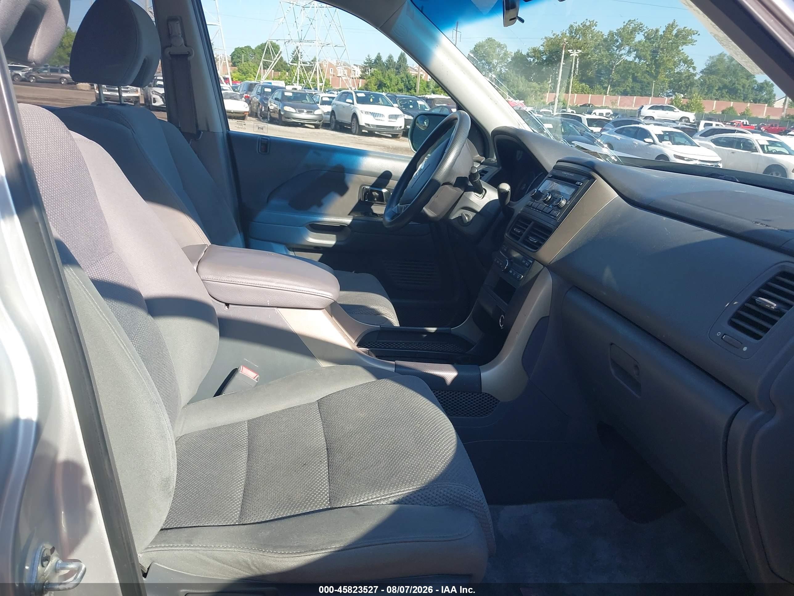 2007 Honda Pilot Ex Silver vin: 5FNYF18467B033272