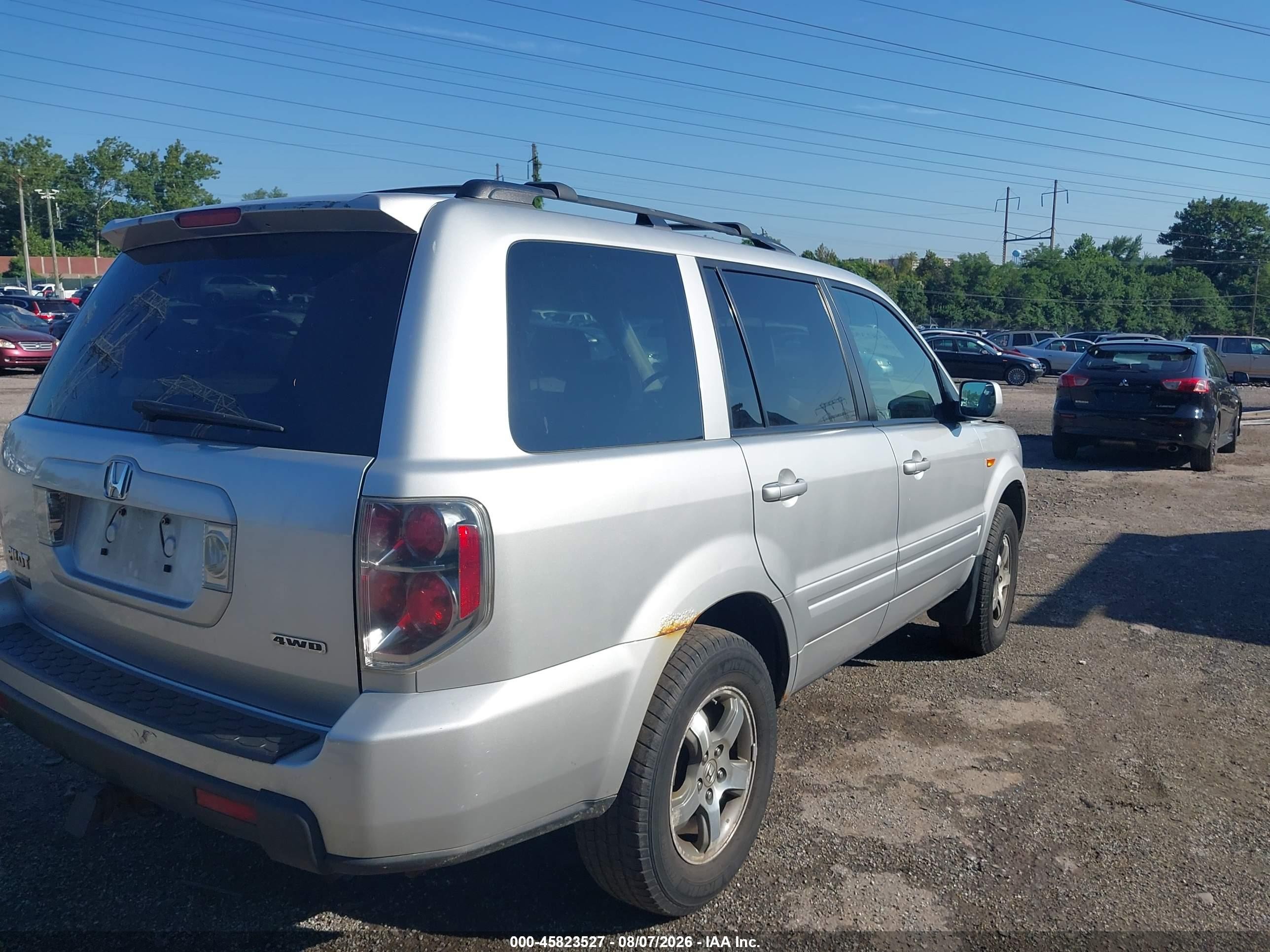 2007 Honda Pilot Ex Silver vin: 5FNYF18467B033272