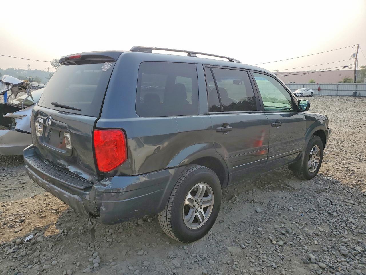 2004 Honda Pilot Ex Teal vin: 5FNYF18474B008117