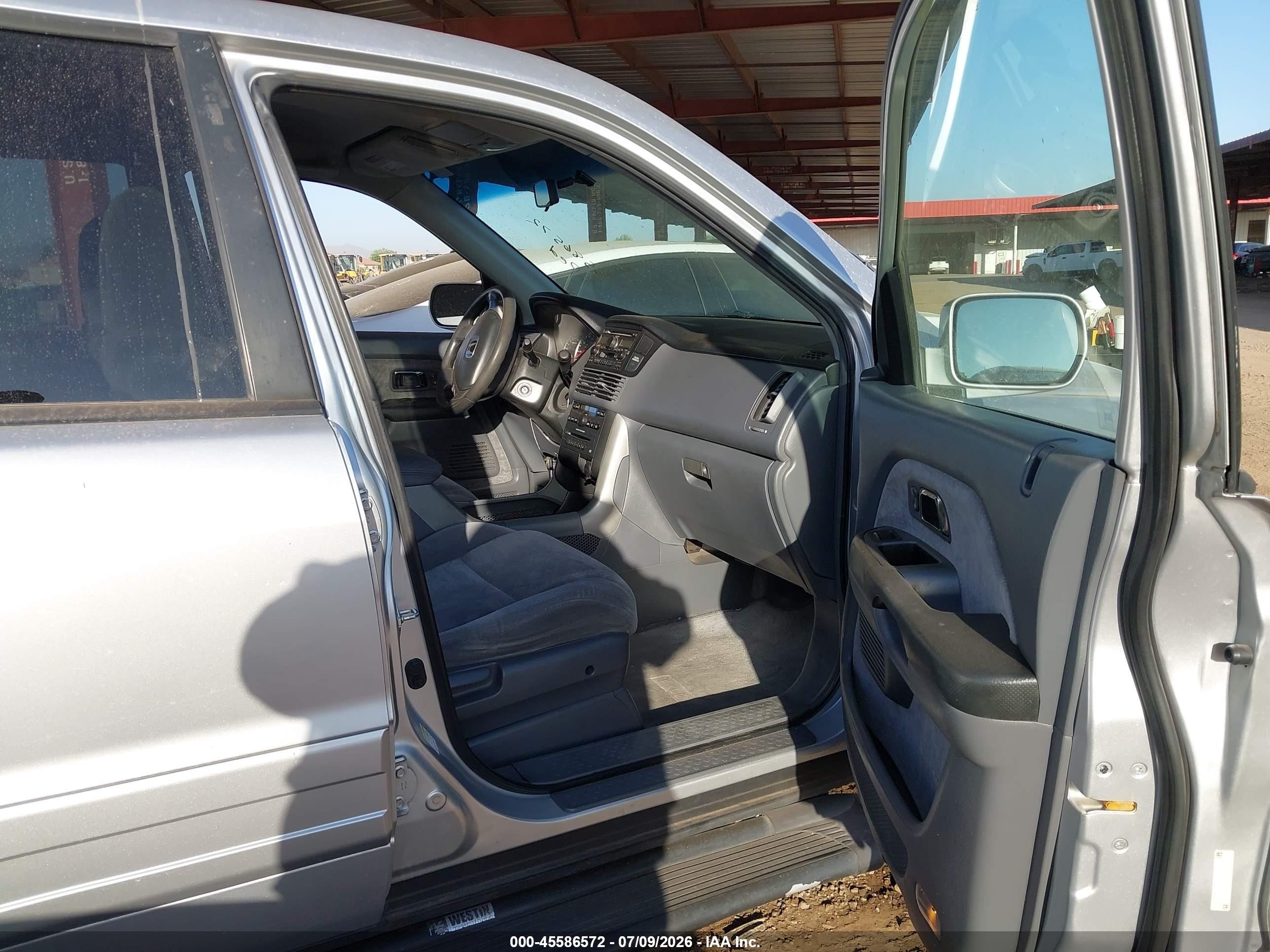 2005 Honda Pilot Ex Gray vin: 5FNYF18475B023007