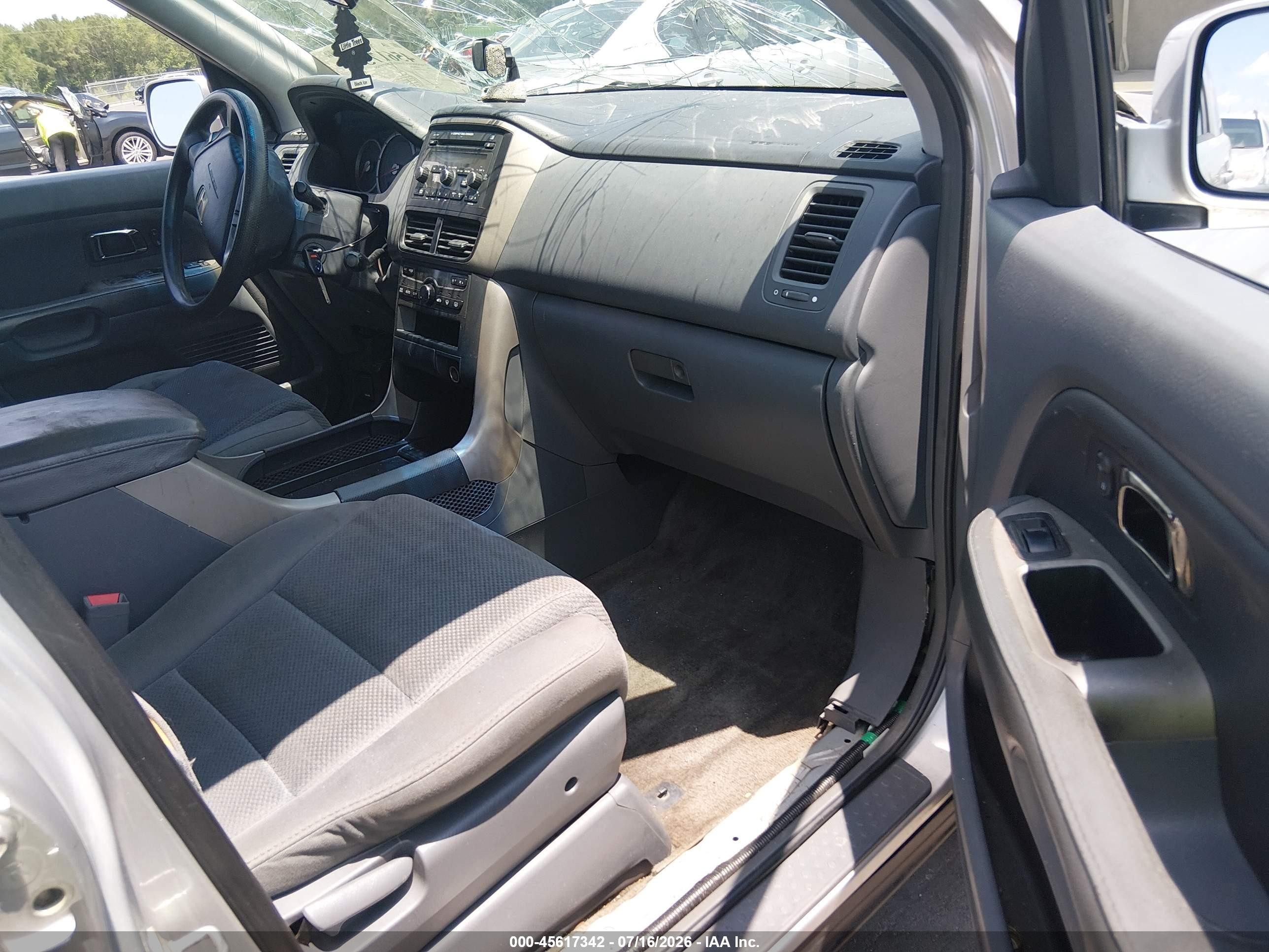 2006 Honda Pilot Ex Silver vin: 5FNYF18476B024935