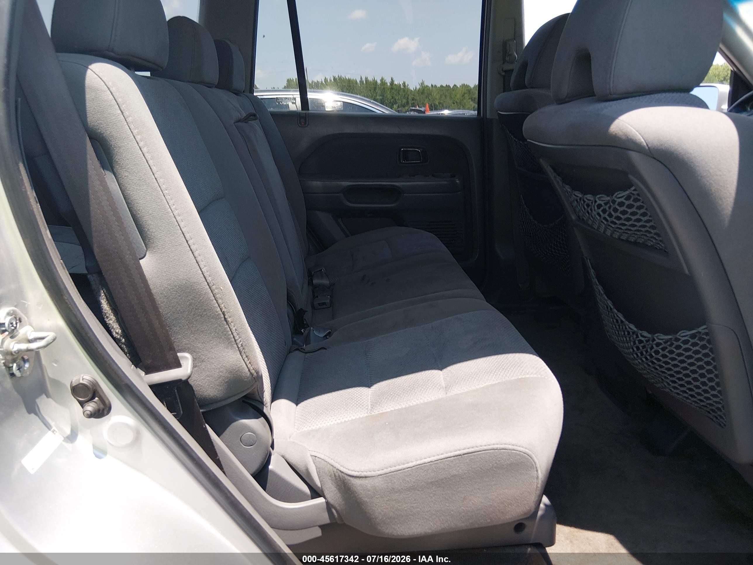 2006 Honda Pilot Ex Silver vin: 5FNYF18476B024935