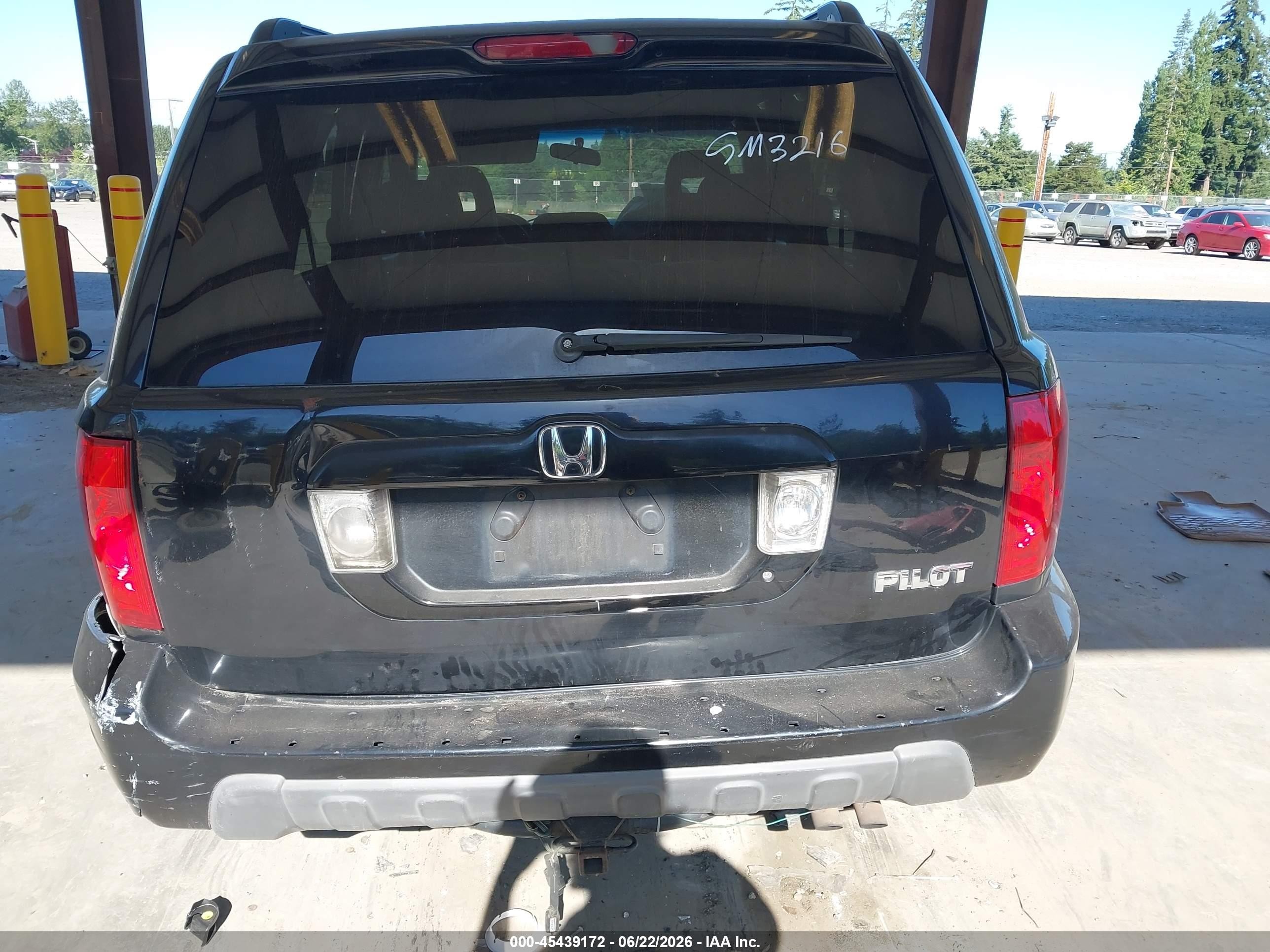2004 Honda Pilot Ex Black vin: 5FNYF18484B001869