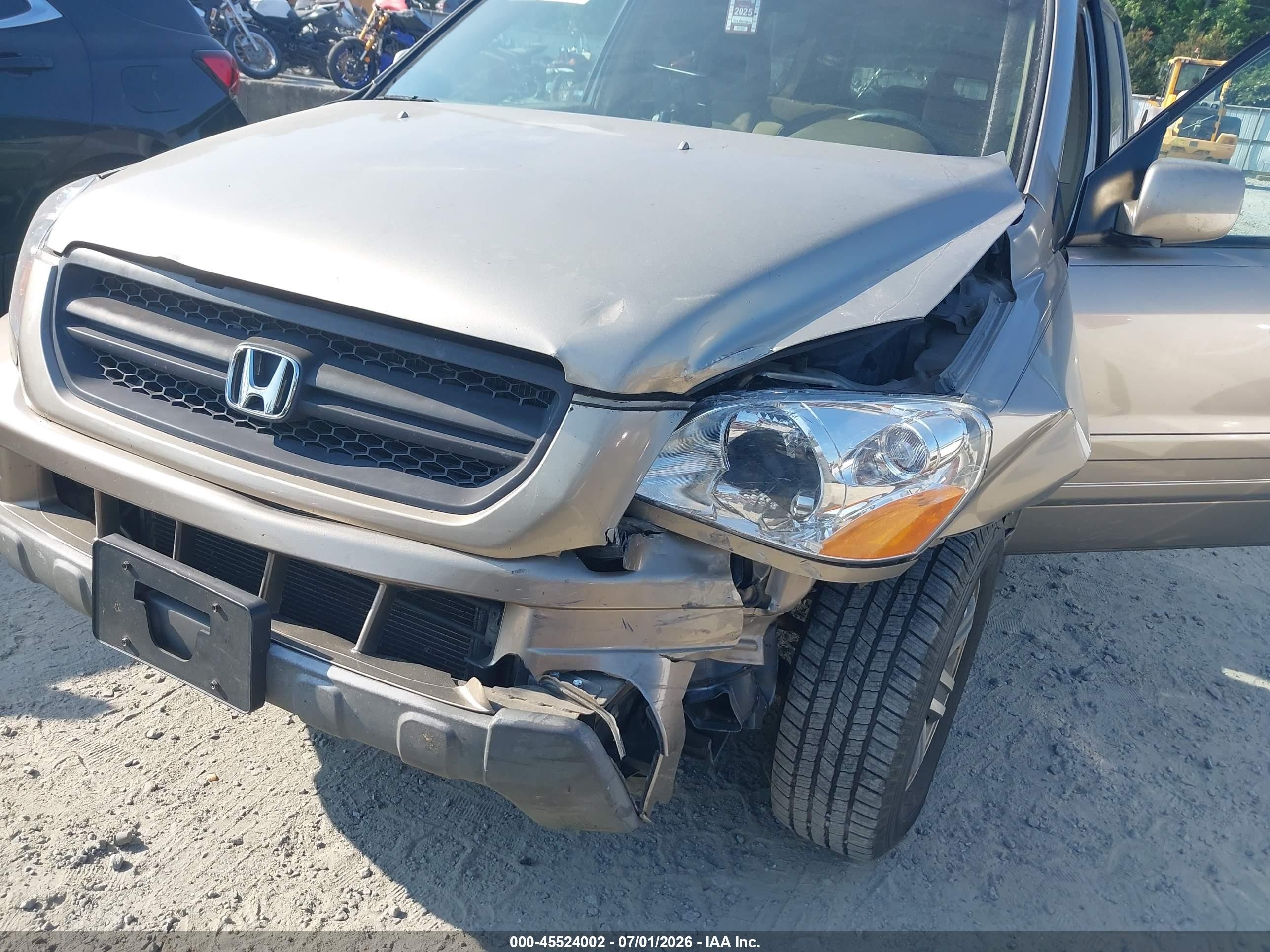 2005 Honda Pilot Ex Tan vin: 5FNYF18485B023064