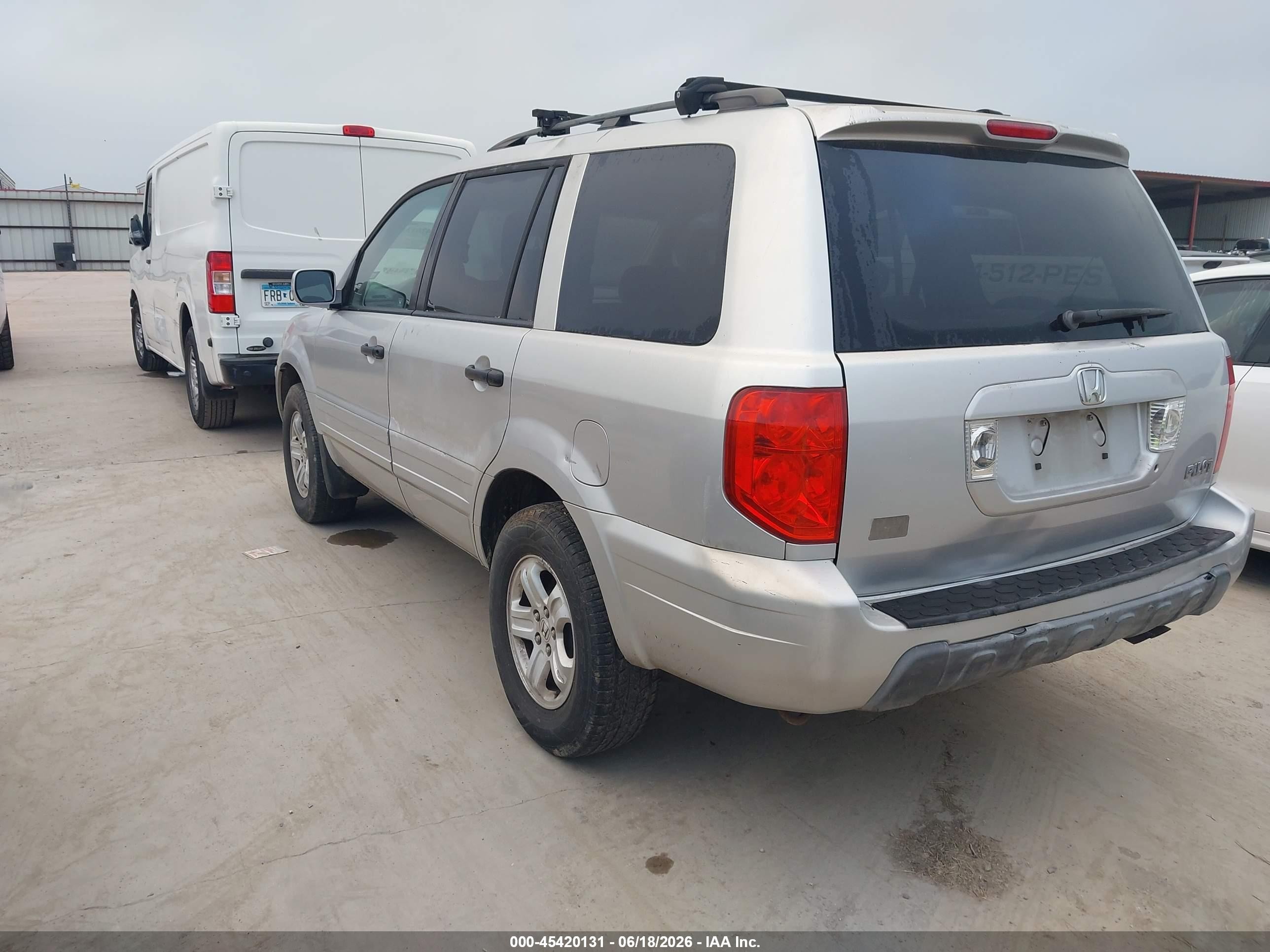 2005 Honda Pilot Ex Silver vin: 5FNYF18485B032833