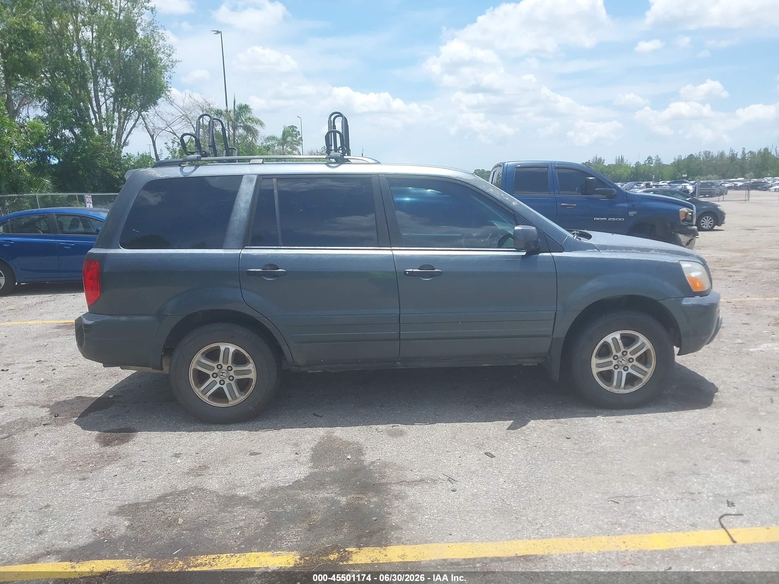 2005 Honda Pilot Ex Gray vin: 5FNYF18495B042917