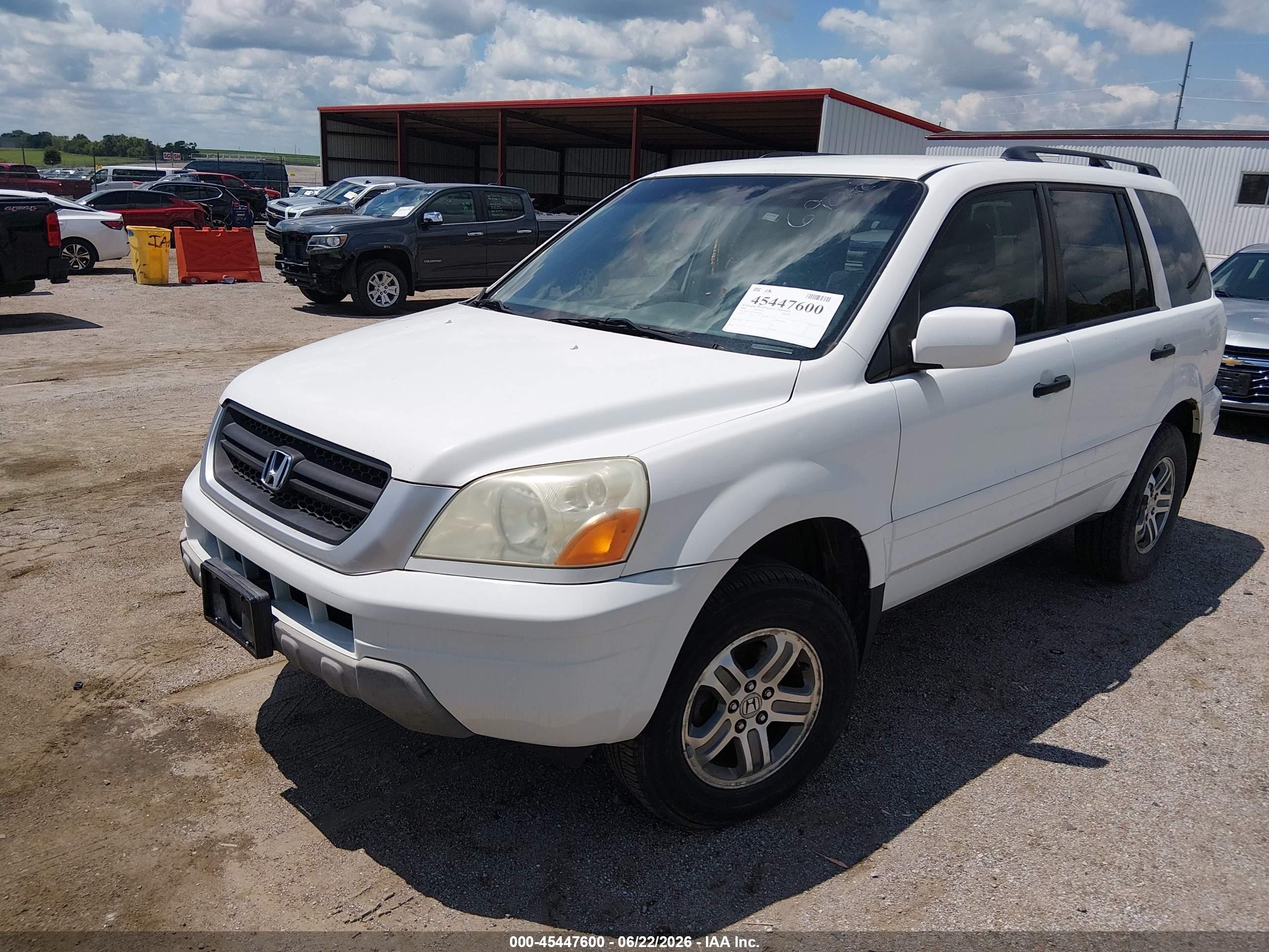 2005 Honda Pilot Ex White vin: 5FNYF18495B062049