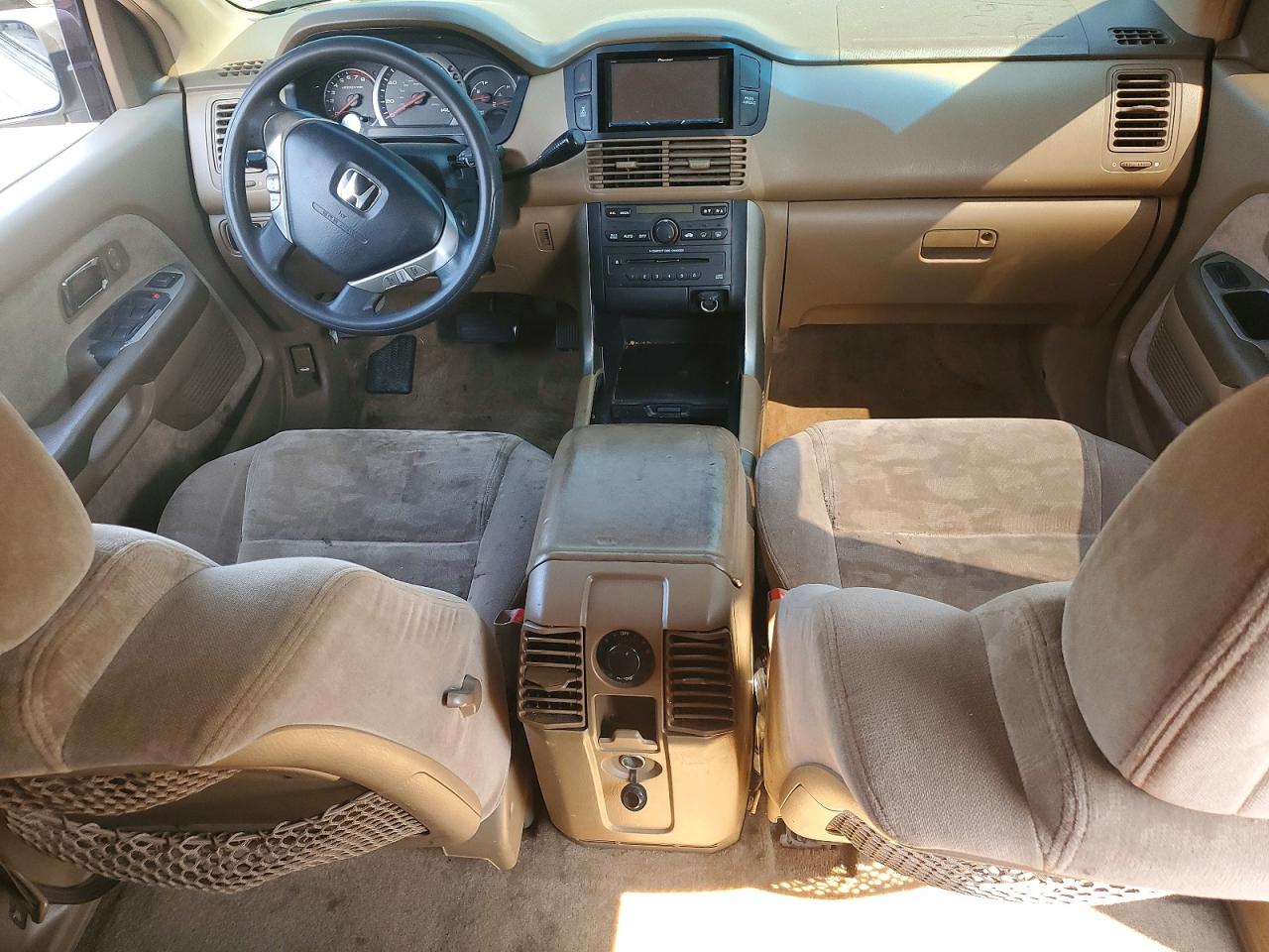 2005 Honda Pilot Ex Beige vin: 5FNYF184X5B041887