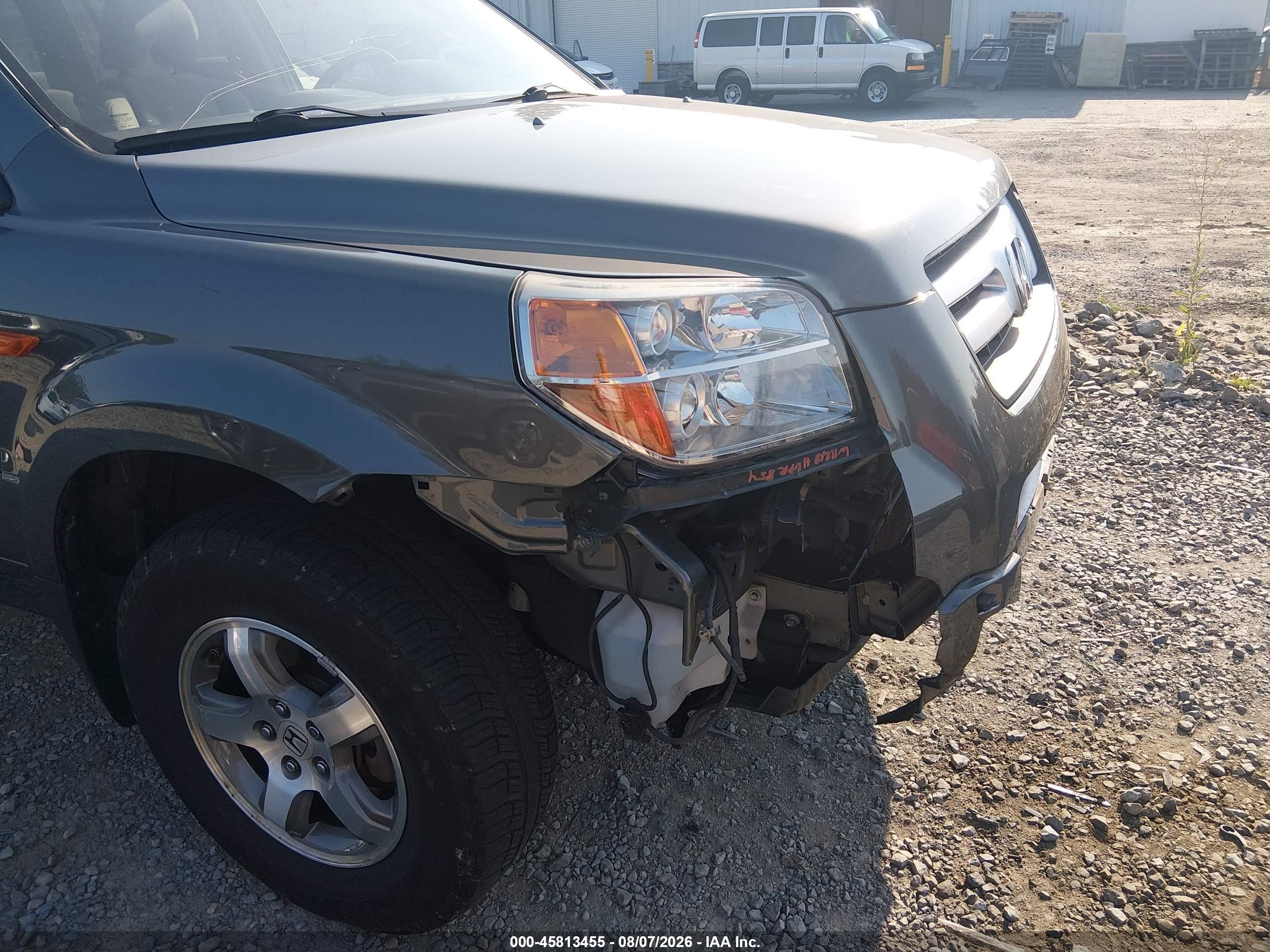 2008 Honda Pilot Ex Gray vin: 5FNYF184X8B009560