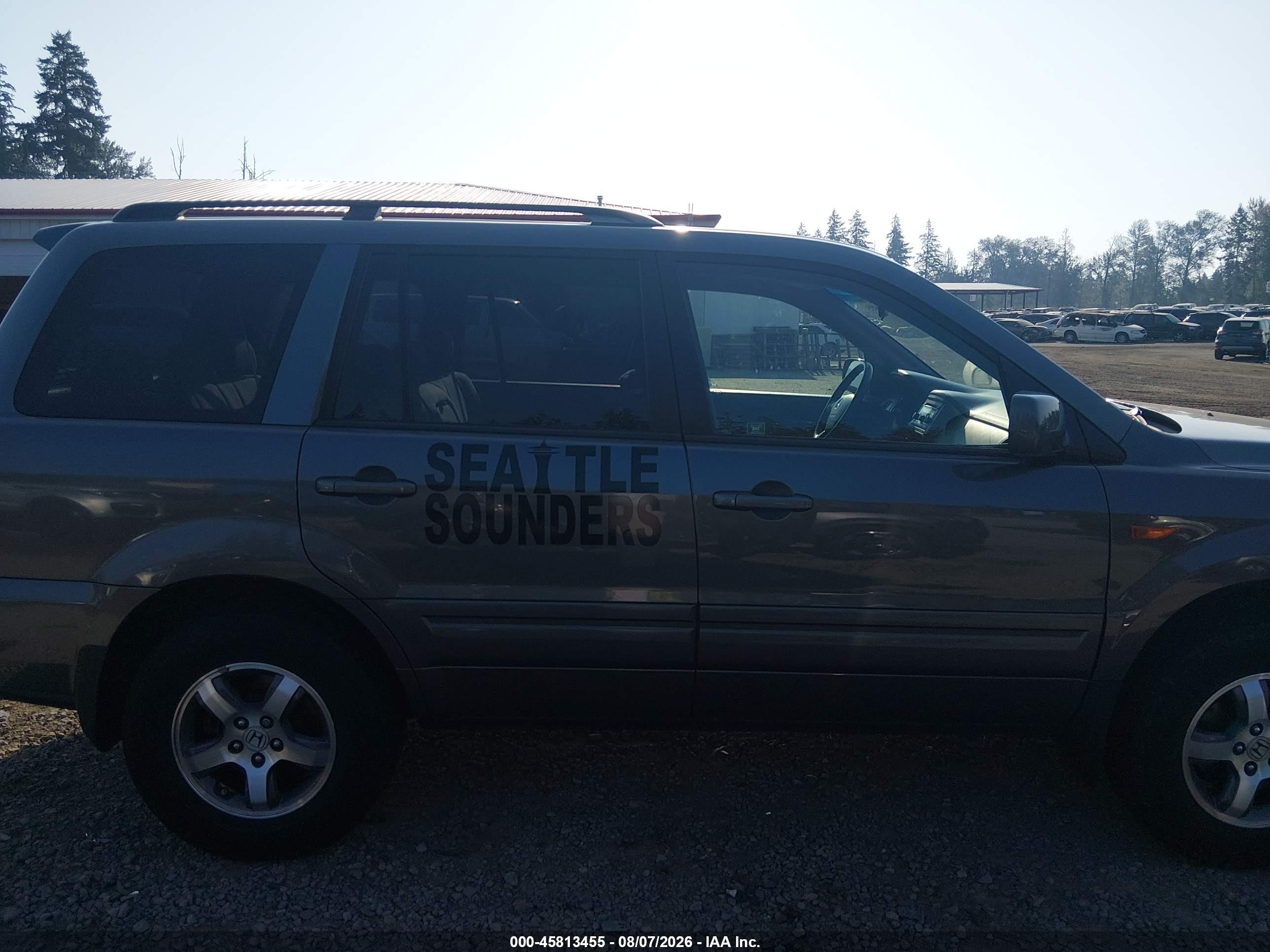 2008 Honda Pilot Ex Gray vin: 5FNYF184X8B009560