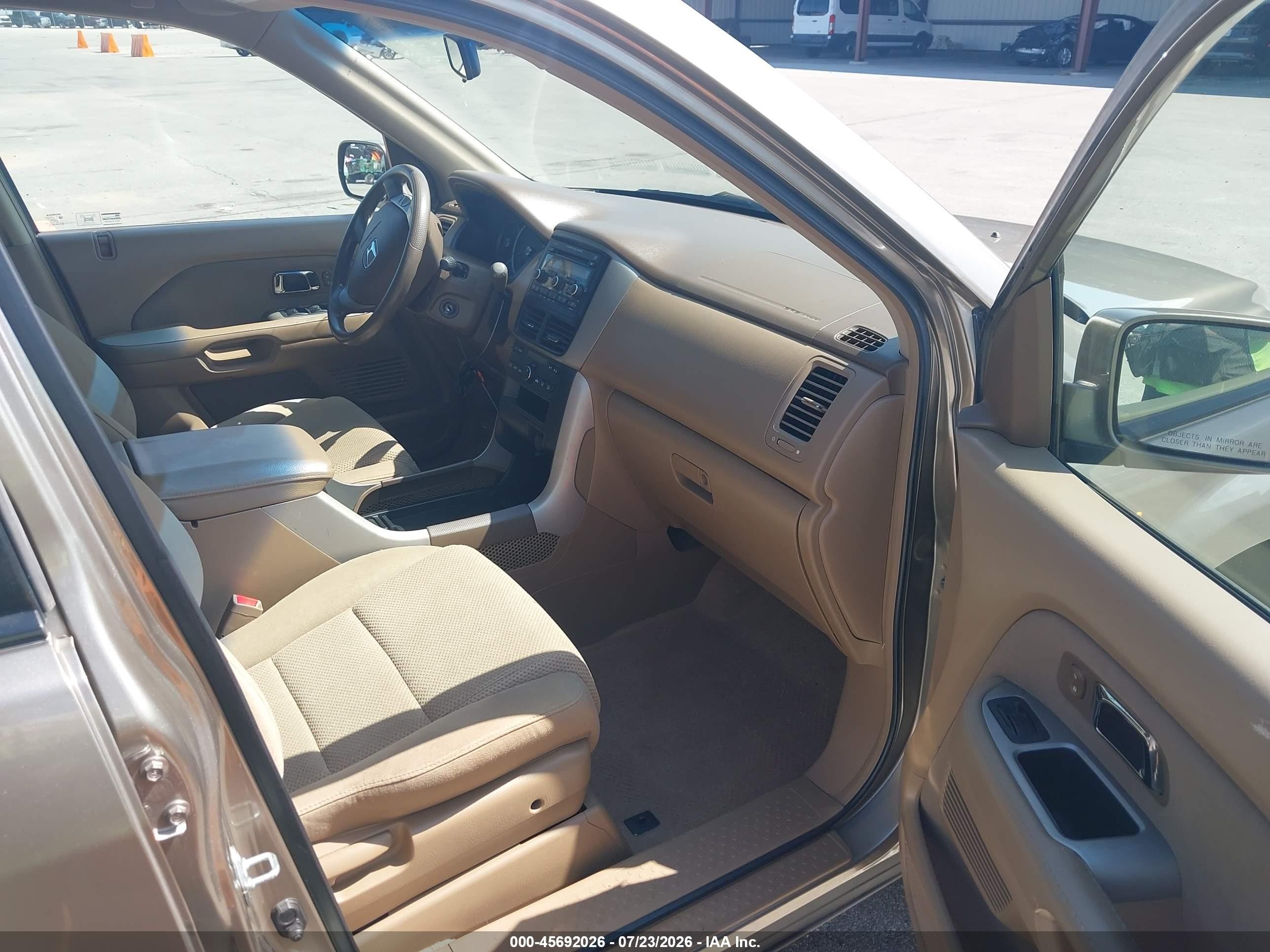 2008 Honda Pilot Ex Brown vin: 5FNYF184X8B038766