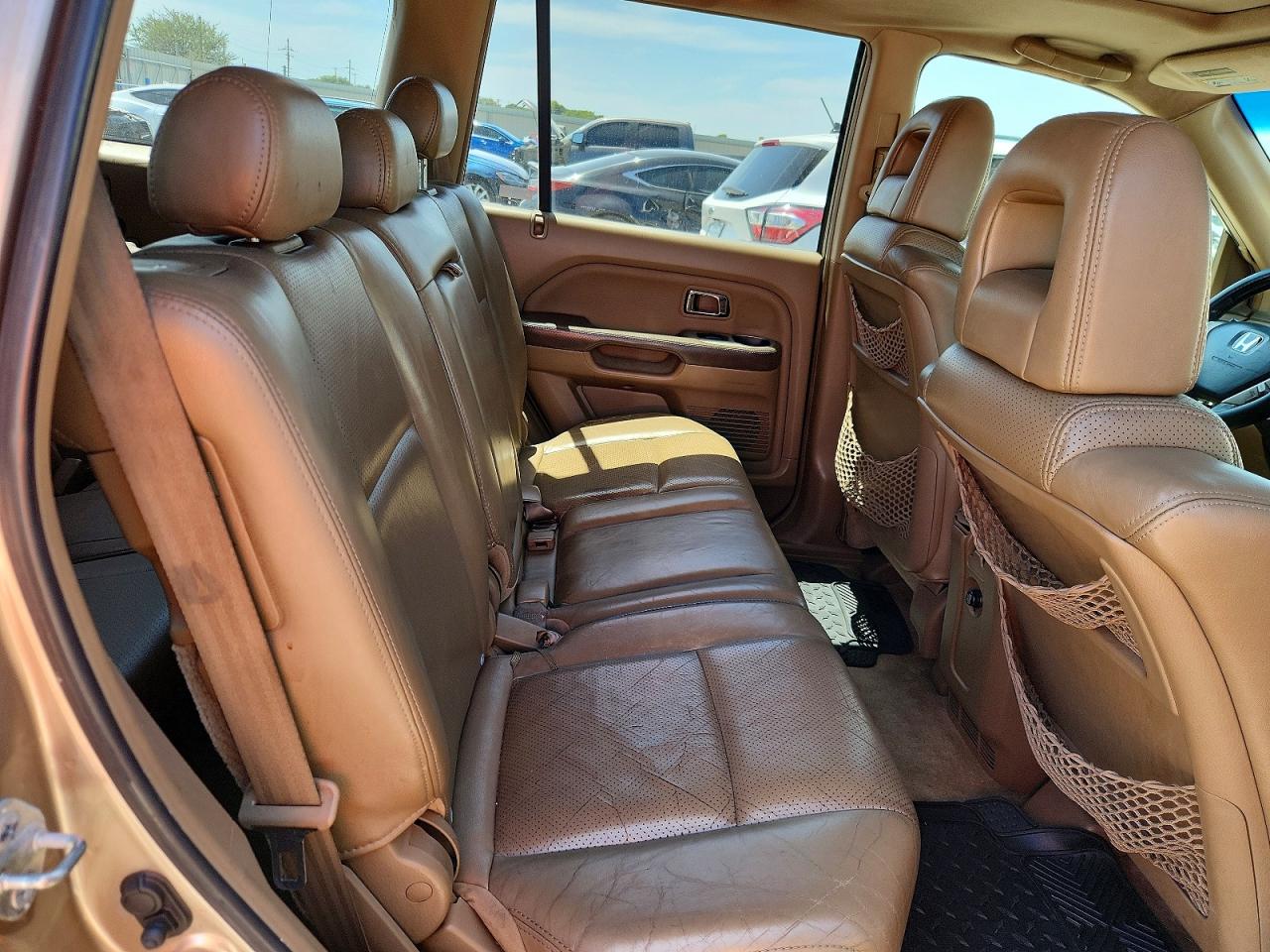 2005 Honda Pilot Exl Gold vin: 5FNYF18525B056490