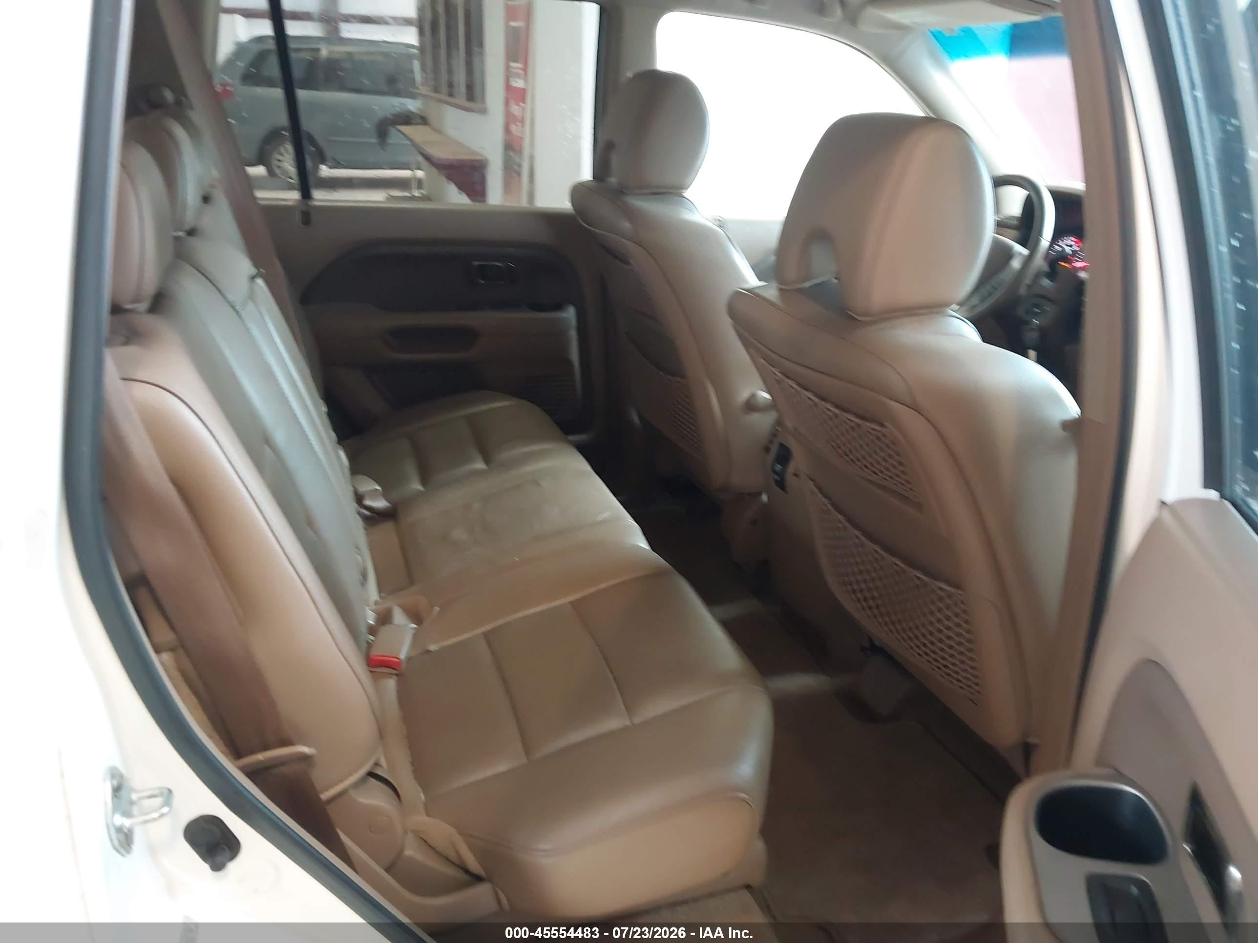 2008 Honda Pilot Ex-l White vin: 5FNYF18528B022750