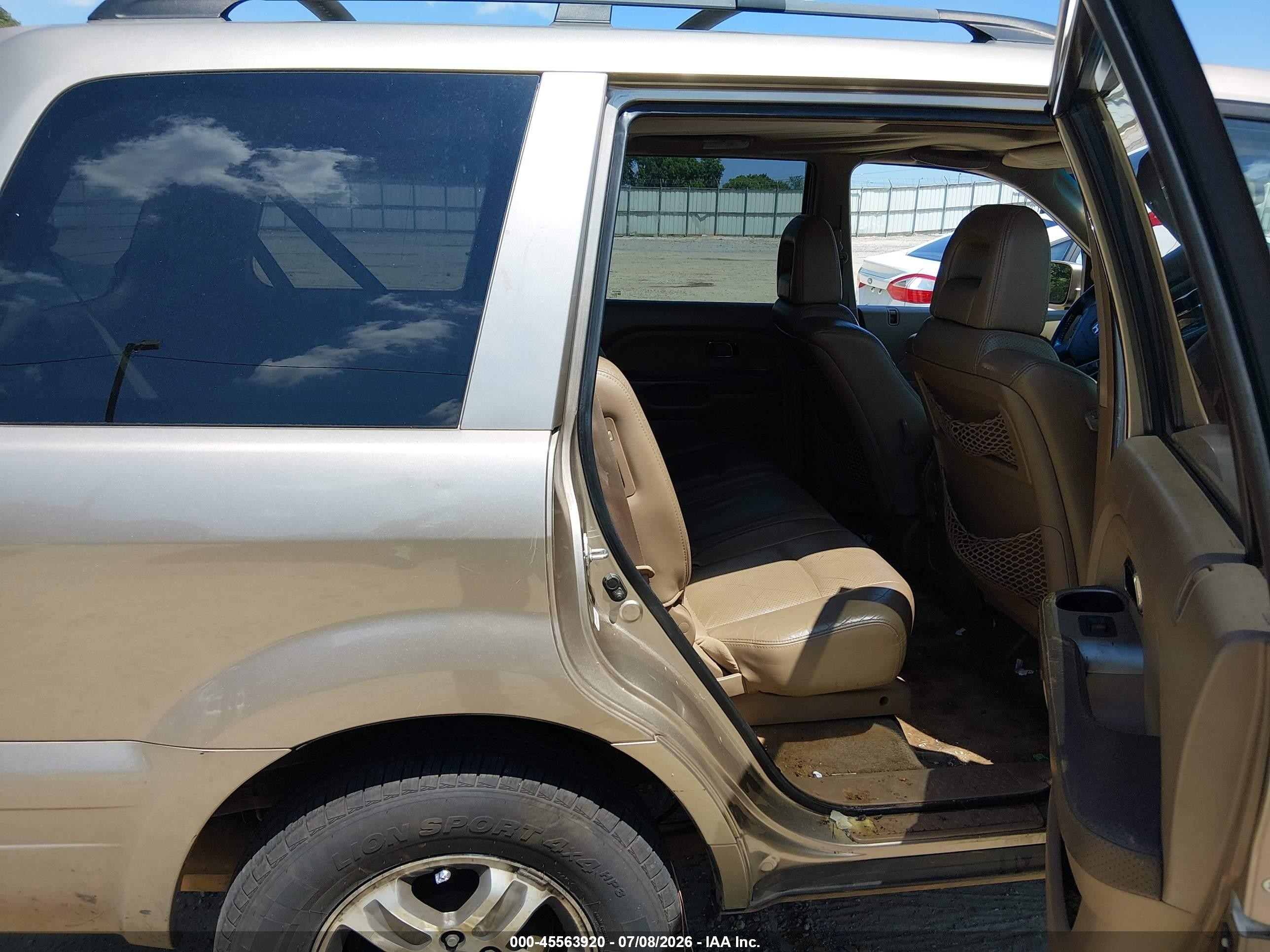 2005 Honda Pilot Ex-l Gold vin: 5FNYF18535B067854