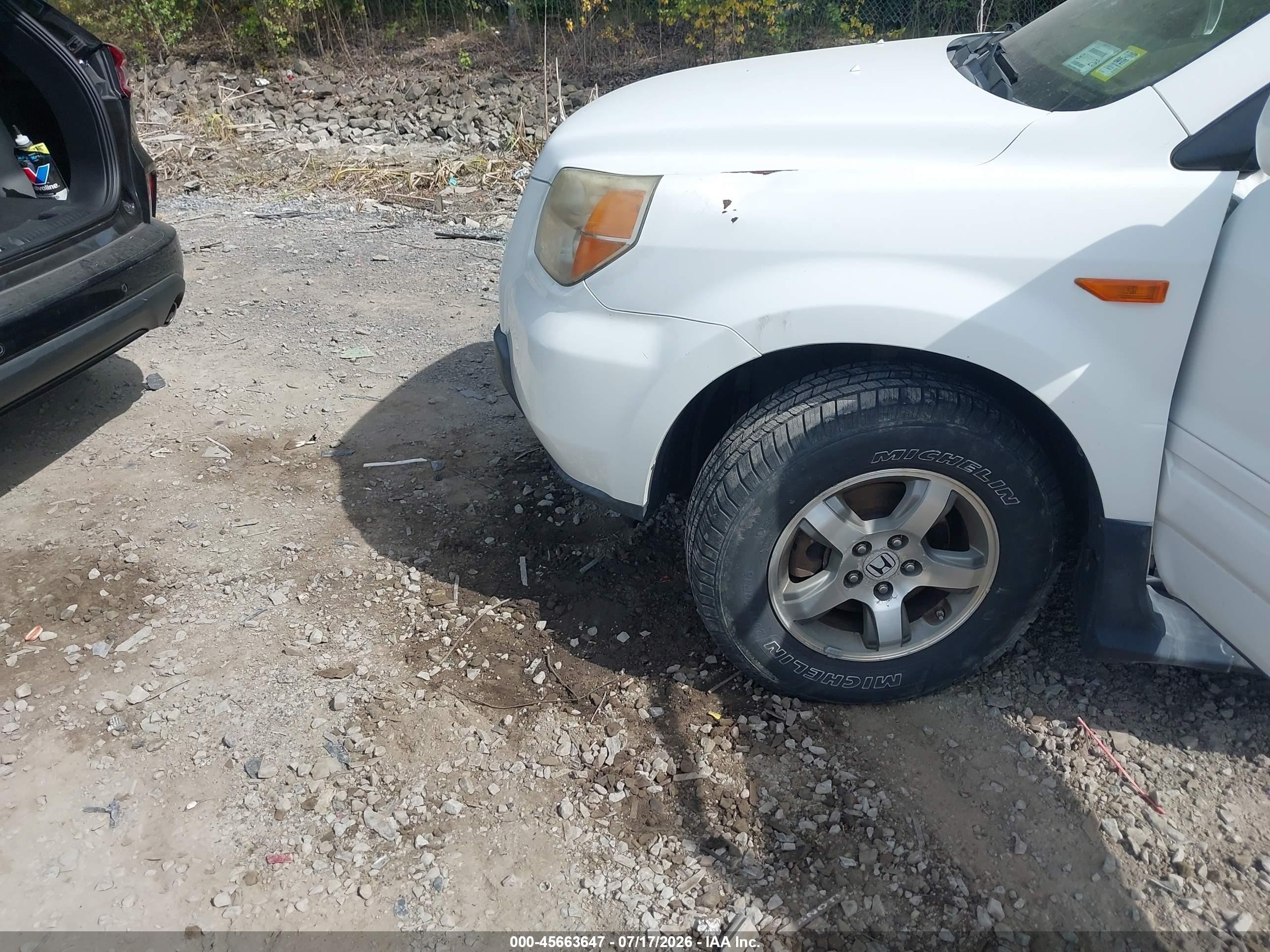 2008 Honda Pilot Ex-l White vin: 5FNYF18548B051618