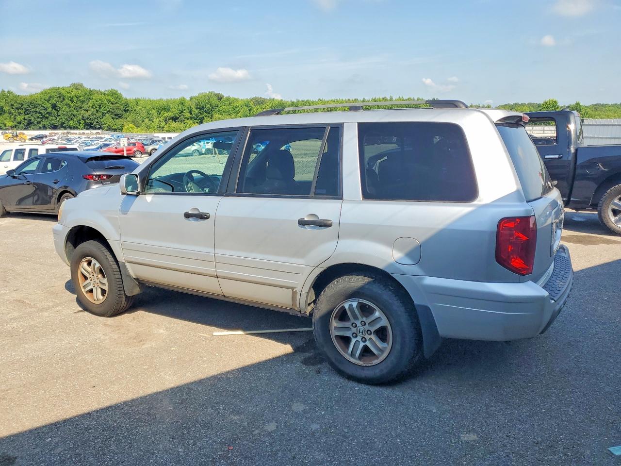 2005 Honda Pilot Exl Silver vin: 5FNYF18555B010068