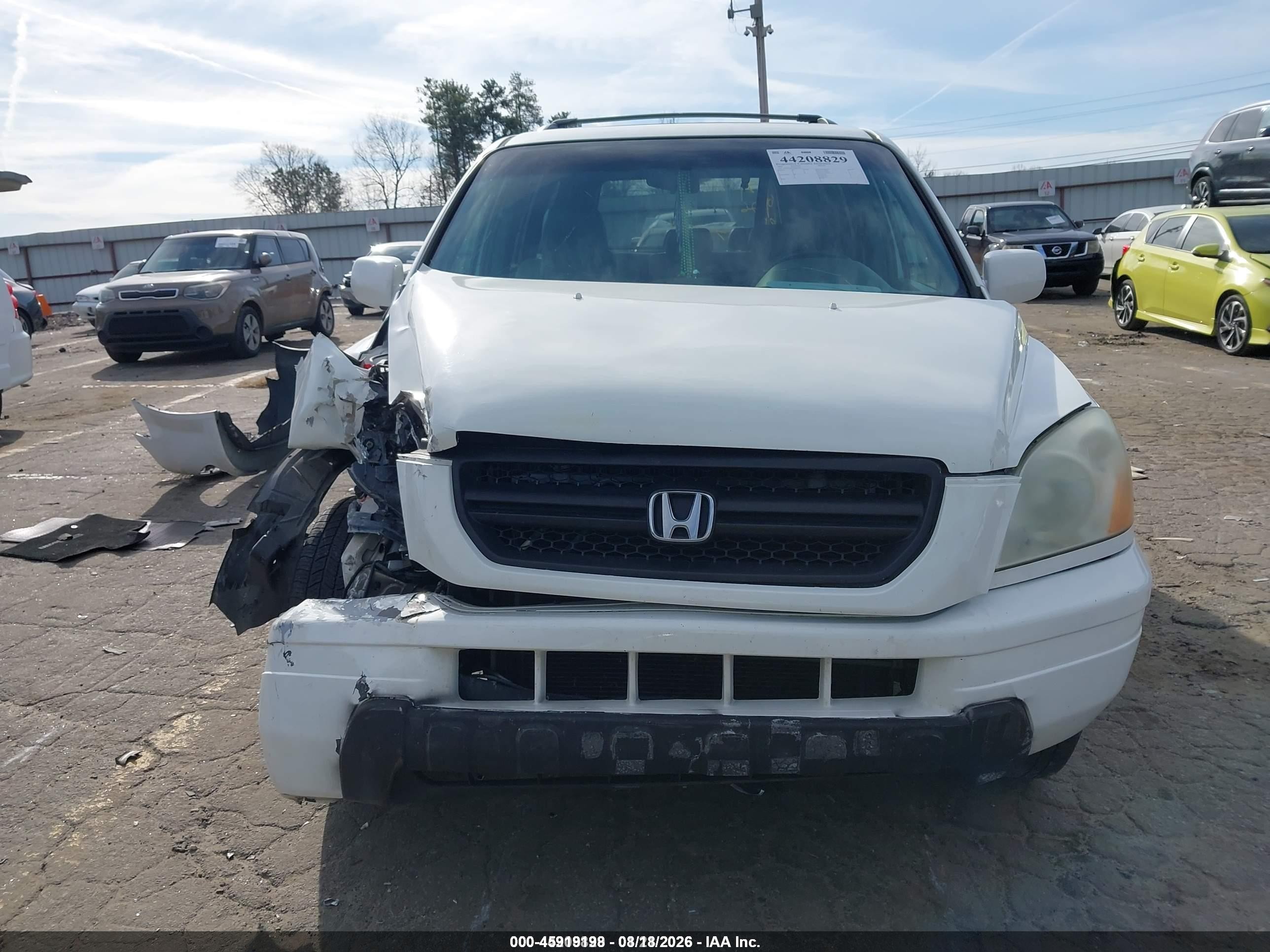 2005 Honda Pilot Ex-l White vin: 5FNYF18565B007907