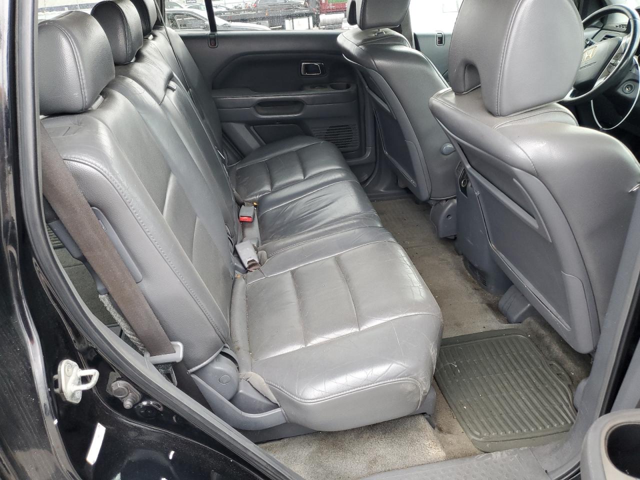 2006 Honda Pilot Ex Black vin: 5FNYF18566B020934