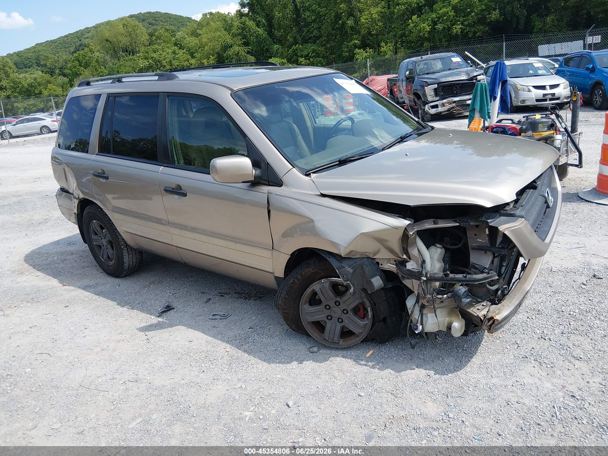 2005 Honda Pilot Ex-l Gold vin: 5FNYF18585B025518