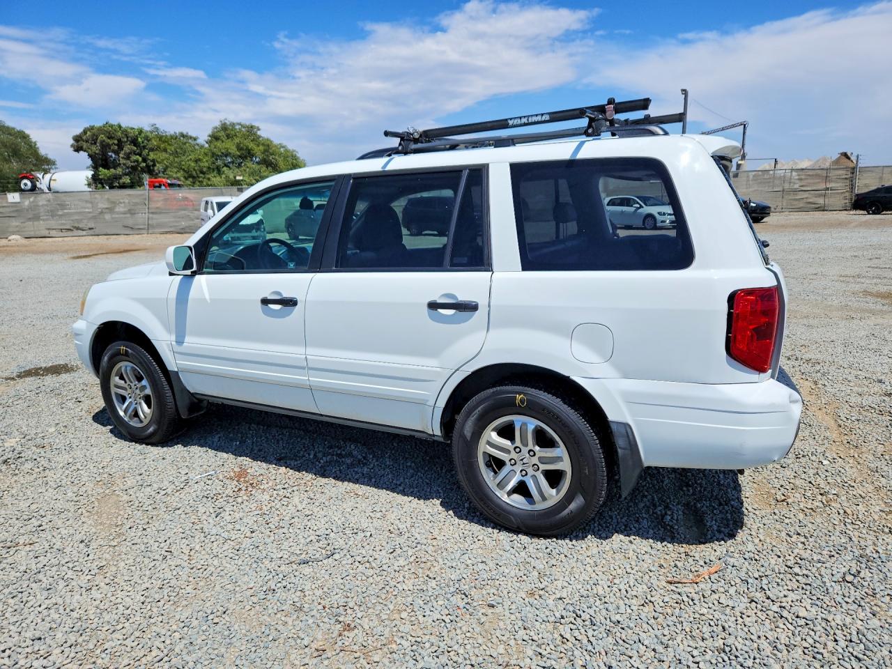 2005 Honda Pilot Exl White vin: 5FNYF18585B039385