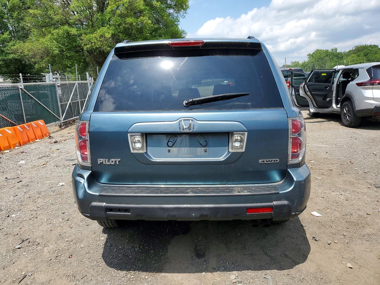 2006 Honda Pilot Ex Blue vin: 5FNYF18586B002841