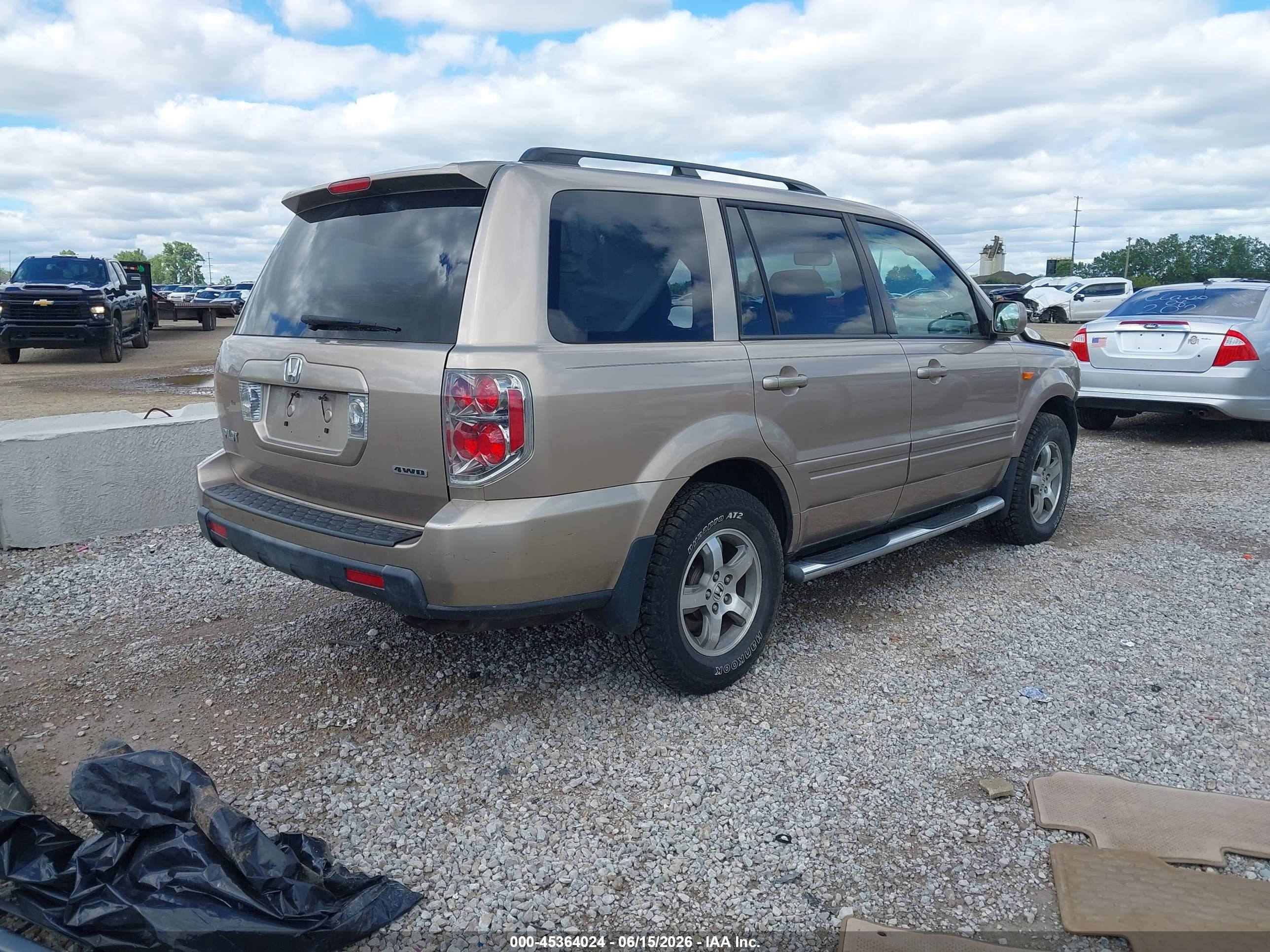 2006 Honda Pilot Ex-l Gold vin: 5FNYF18586B025858