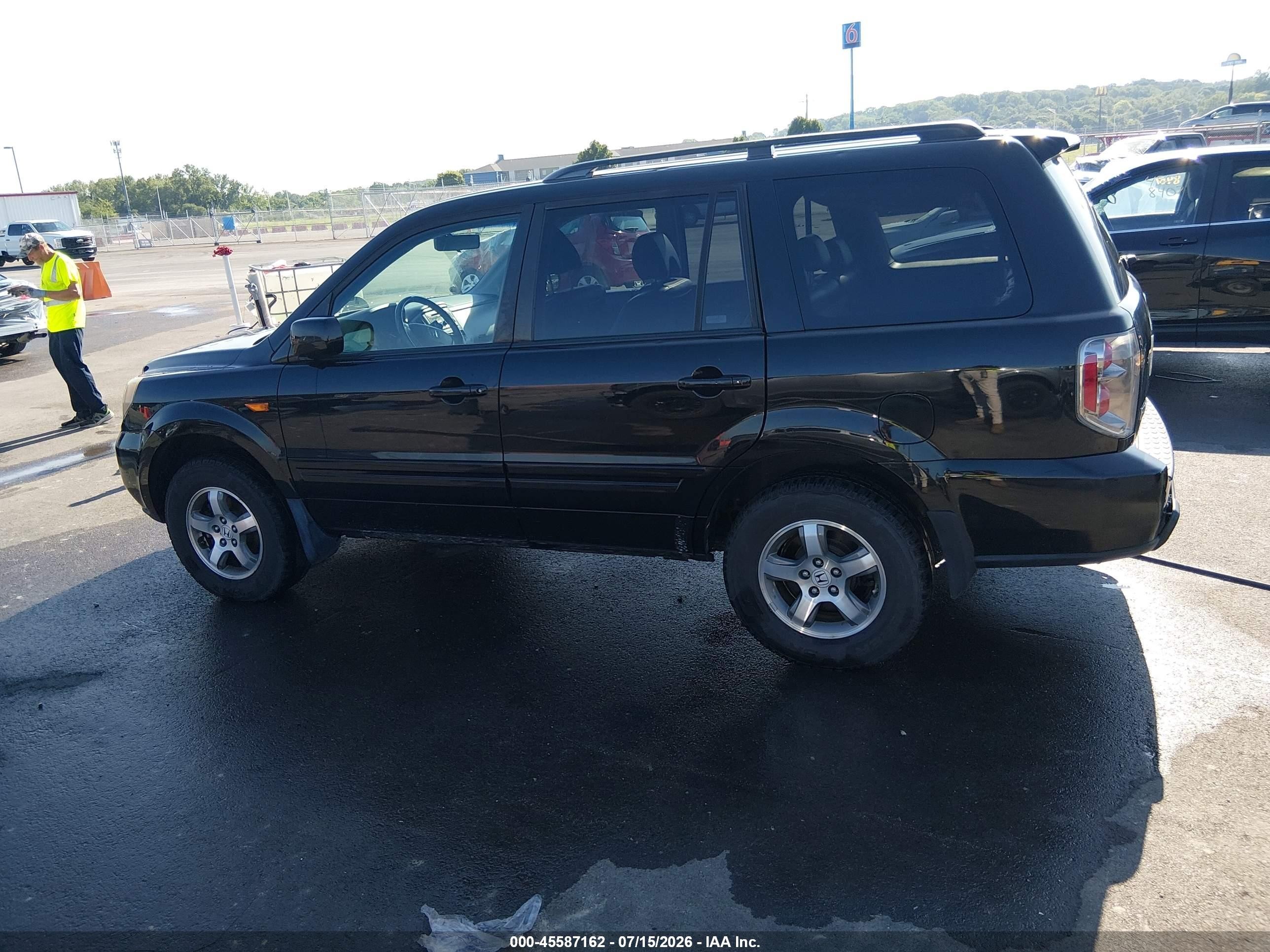 2007 Honda Pilot Ex-l Черный vin: 5FNYF18587B004610