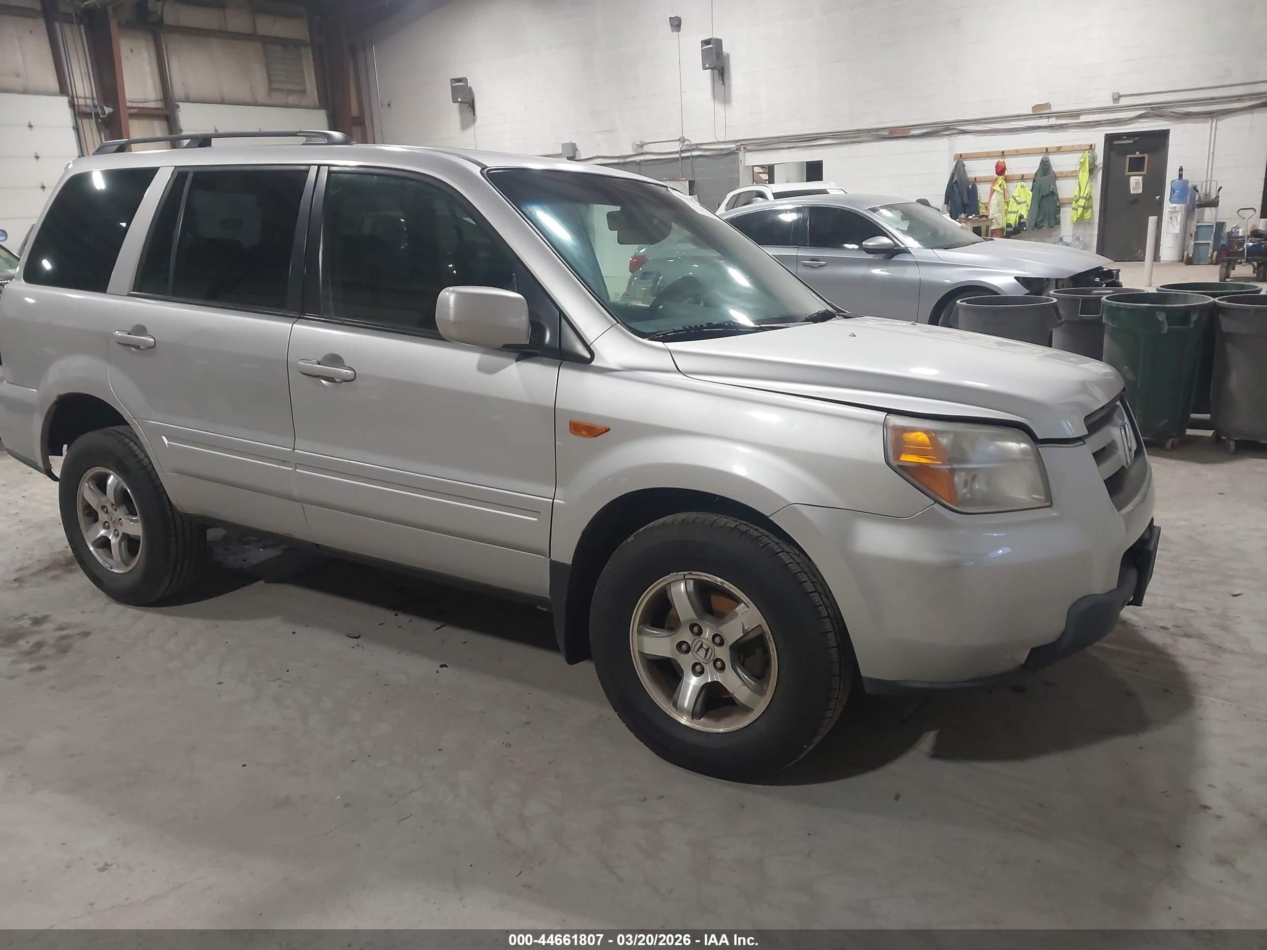 2008 Honda Pilot Ex-l Silver vin: 5FNYF18588B039164