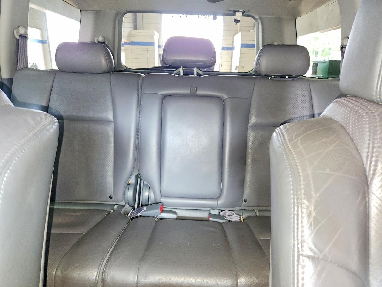 2005 Honda Pilot Exl Silver vin: 5FNYF185X5B005884