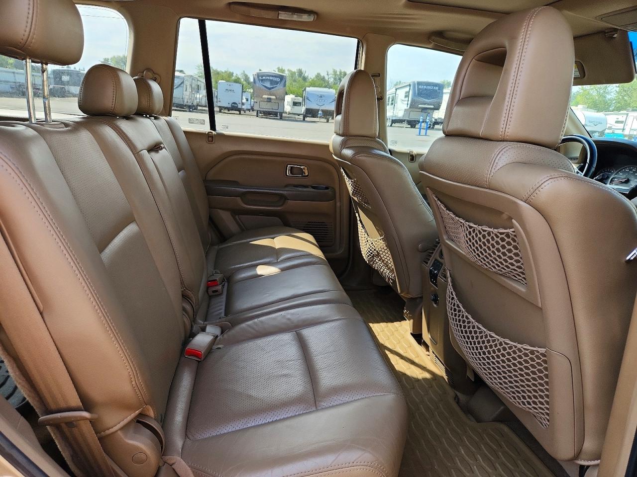 2005 Honda Pilot Exl Бежевый vin: 5FNYF18605B014070