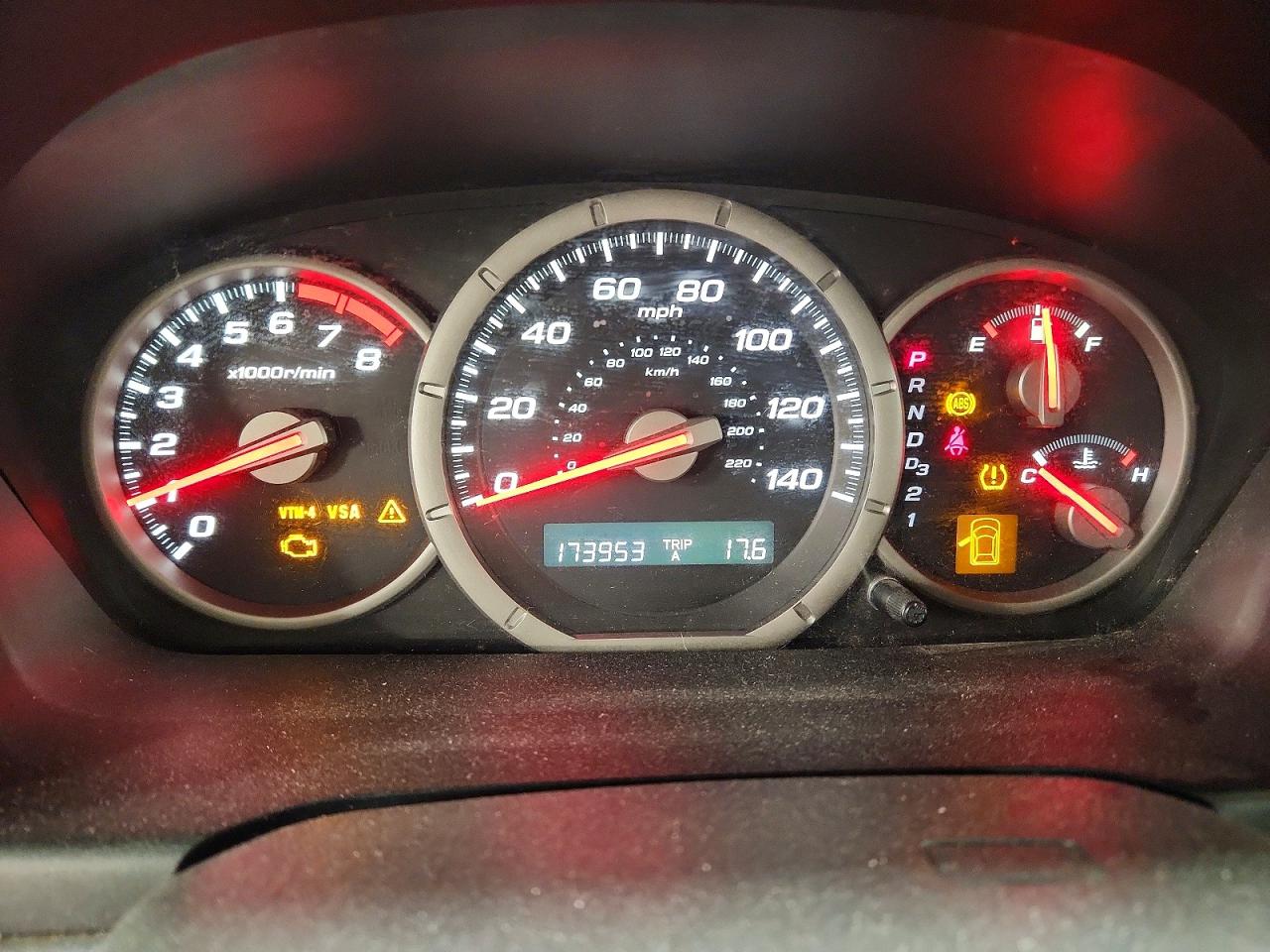 2006 Honda Pilot Silver vin: 5FNYF18606B020792