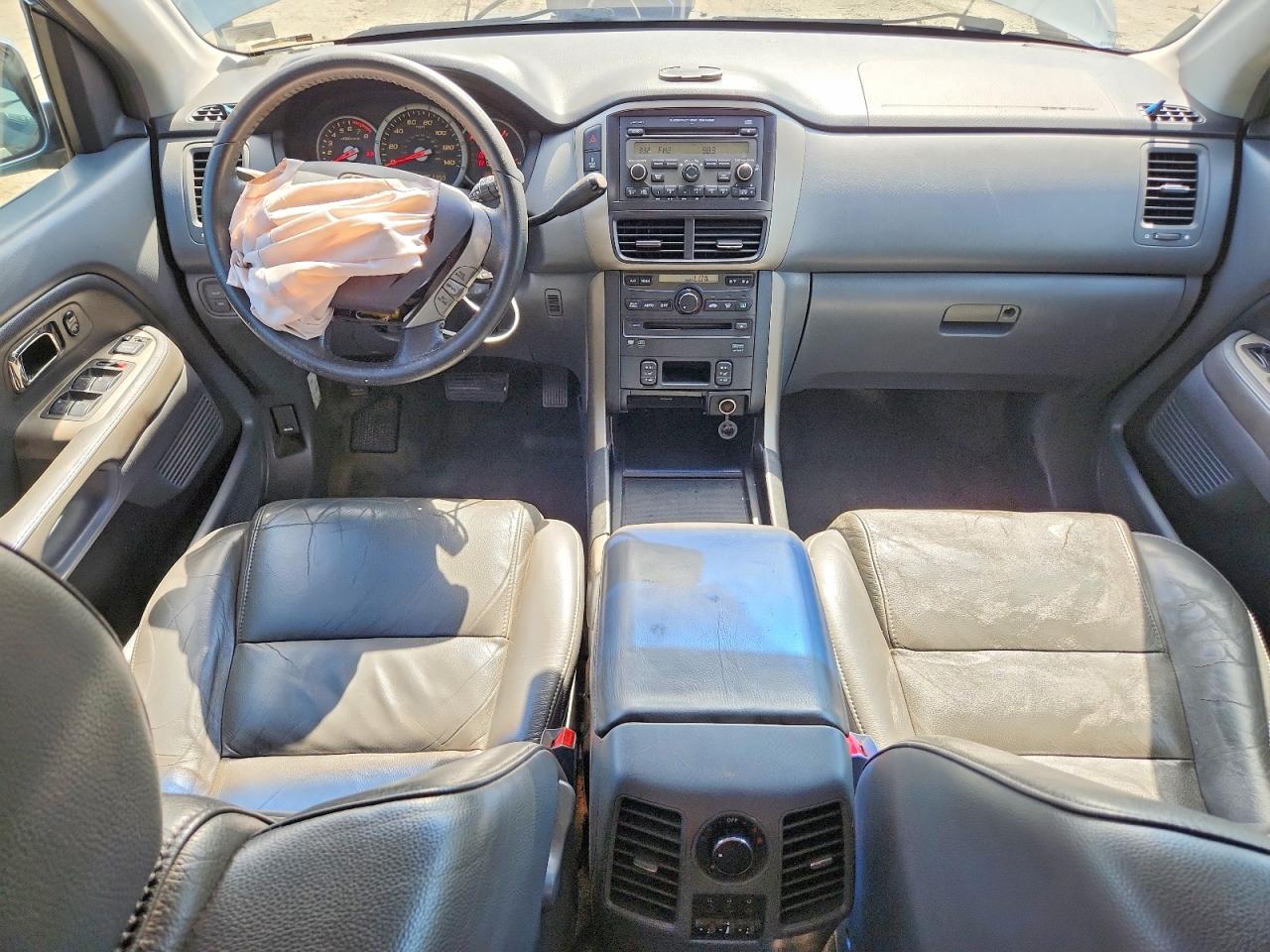 2006 Hond Pilot Blue vin: 5FNYF18606B026267