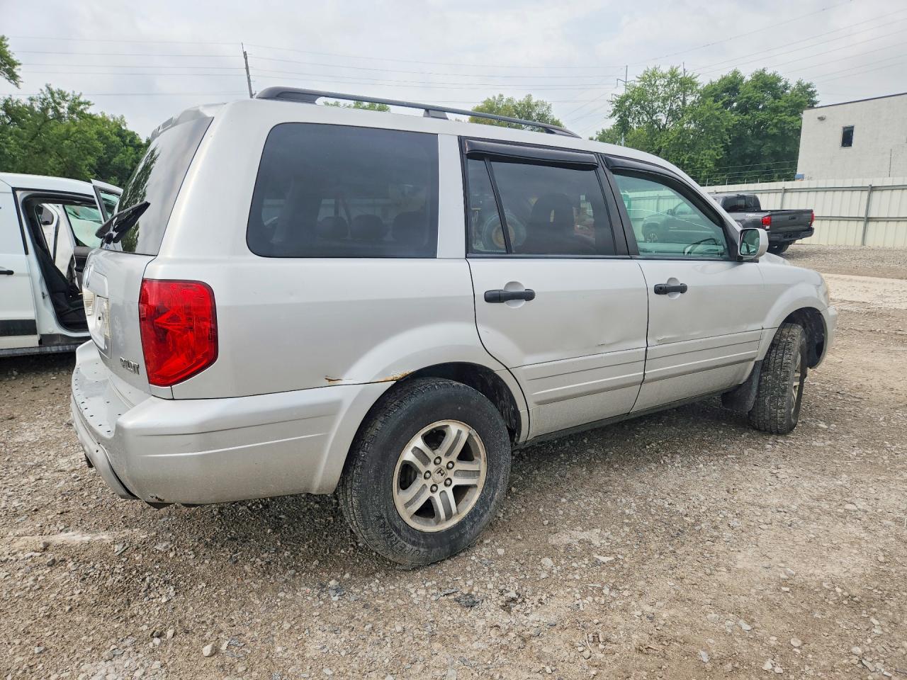 2005 Honda Pilot Exl Silver vin: 5FNYF18625B041657