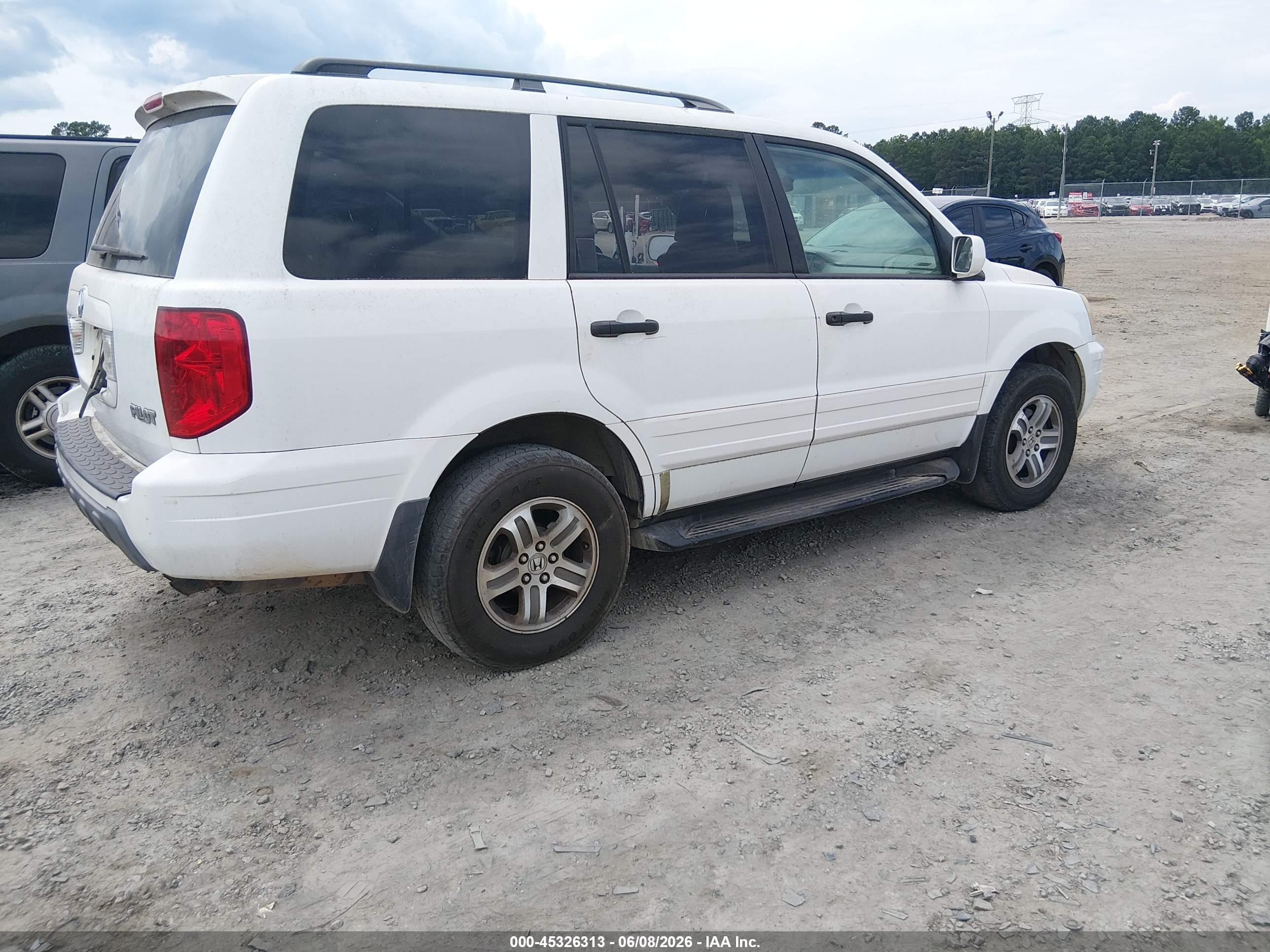 2005 Honda Pilot Ex-l White vin: 5FNYF18625B067045