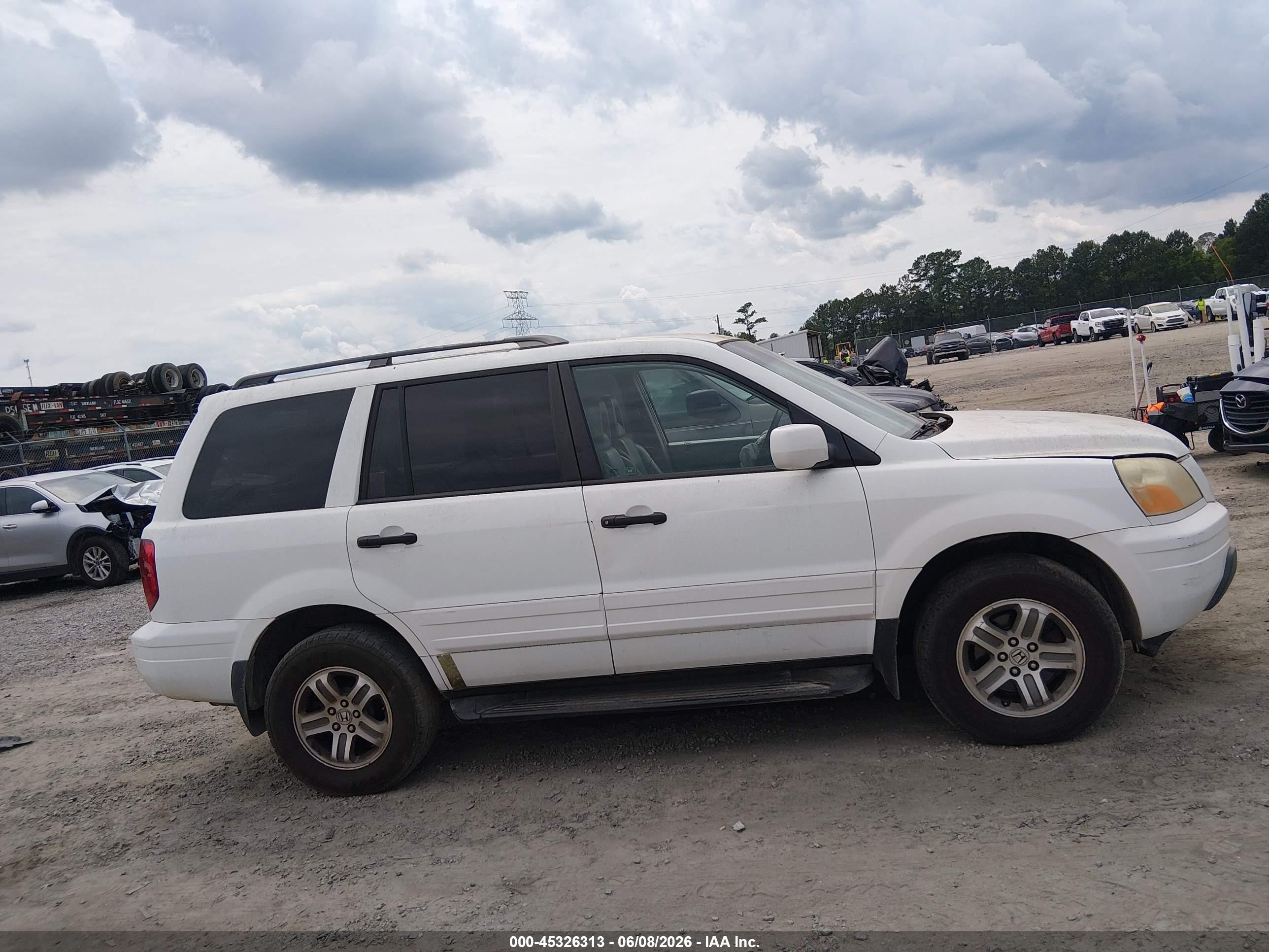 2005 Honda Pilot Ex-l White vin: 5FNYF18625B067045