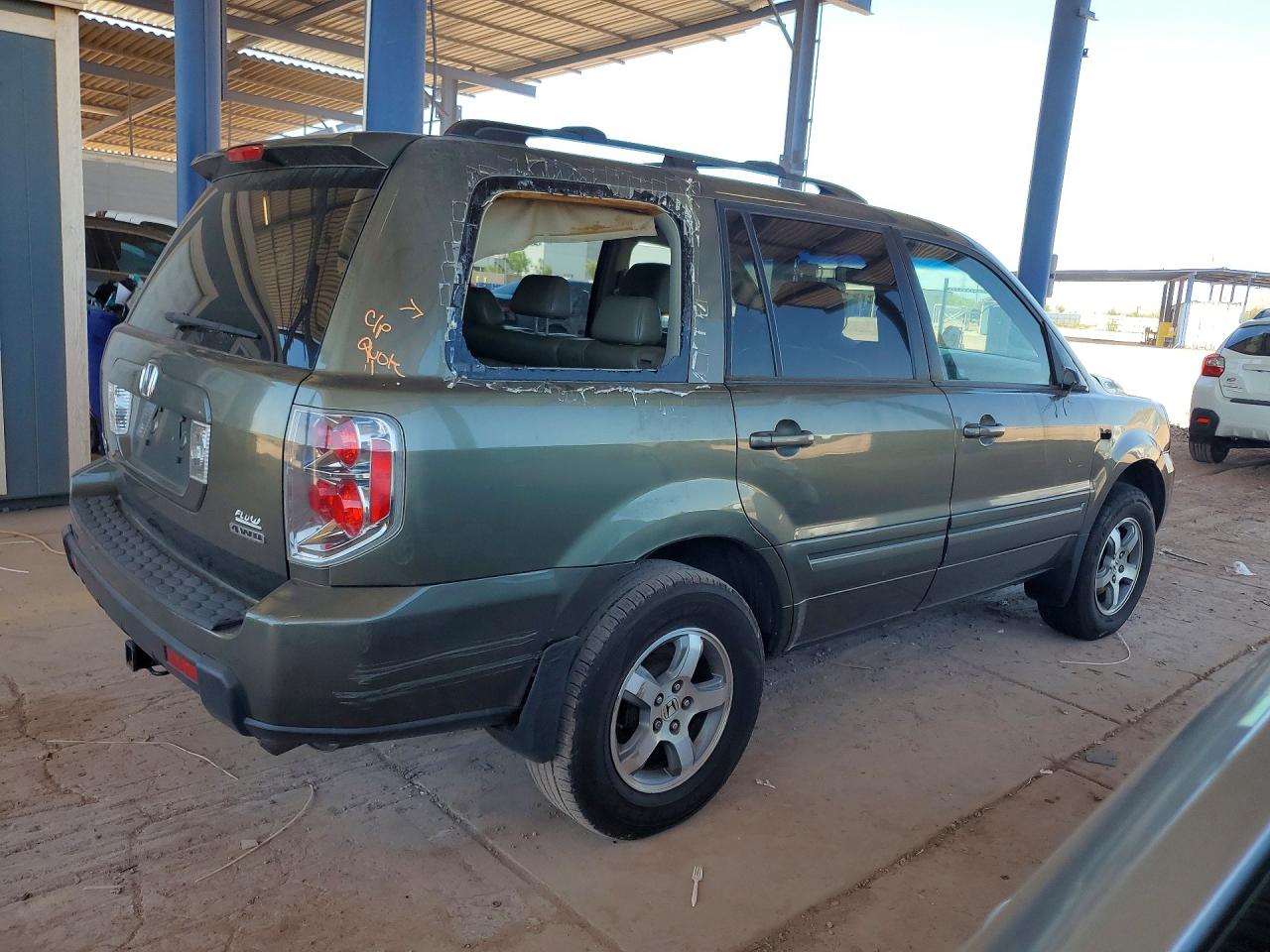 2006 Honda Pilot Ex Green vin: 5FNYF18636B026733