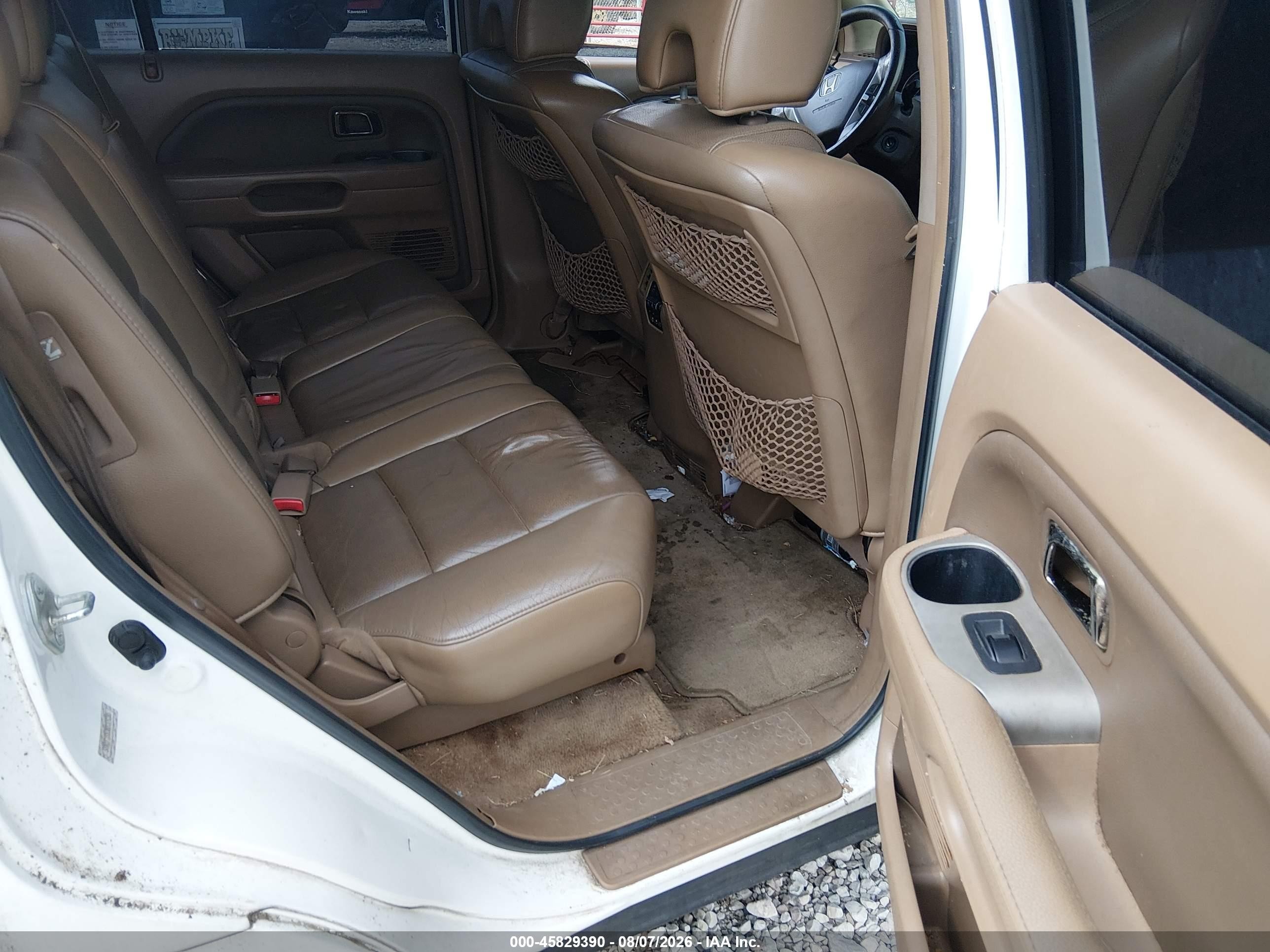 2008 Honda Pilot Ex-l White vin: 5FNYF18638B009286