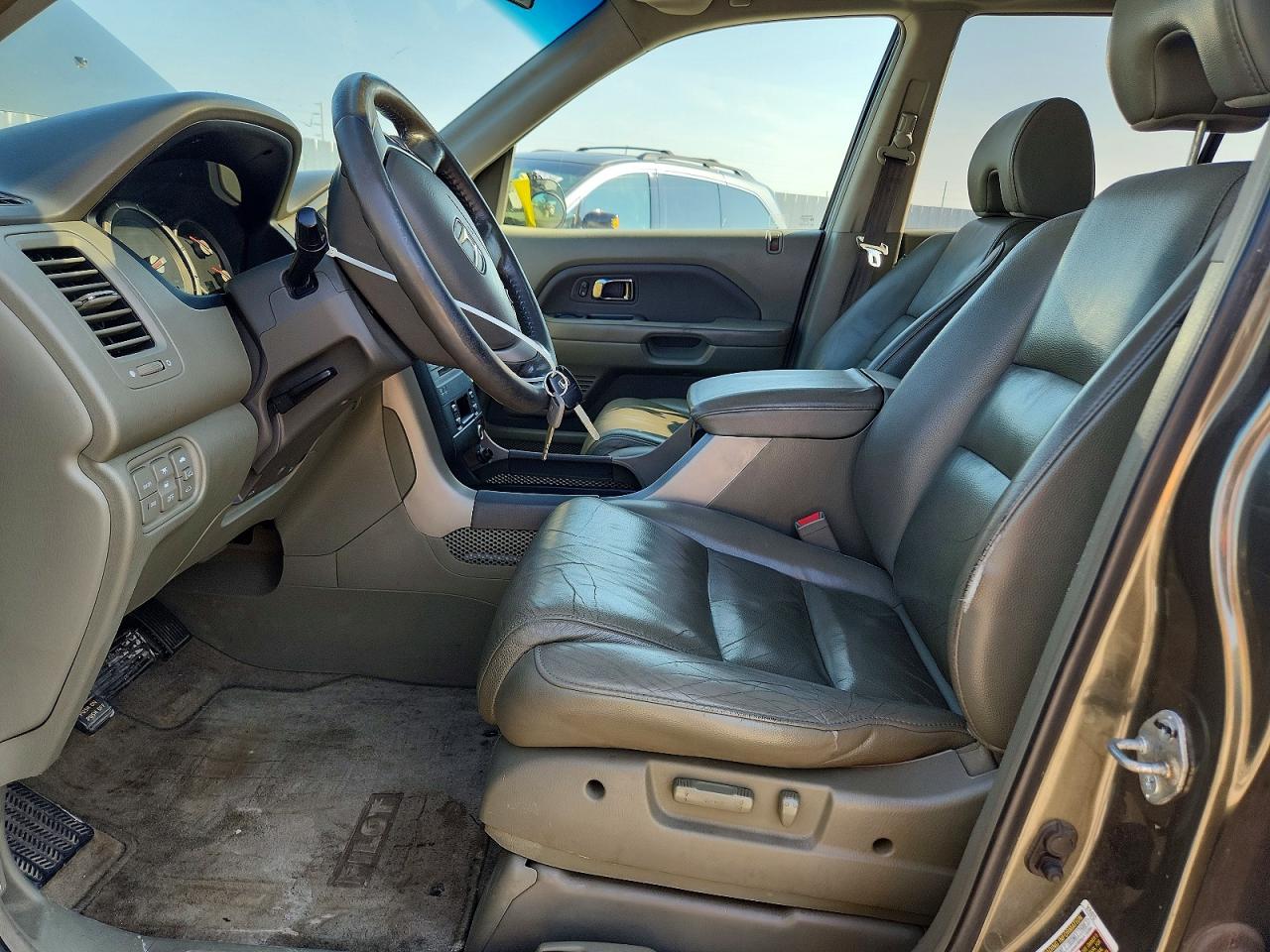 2006 Honda Pilot Ex Gray vin: 5FNYF18656B024451